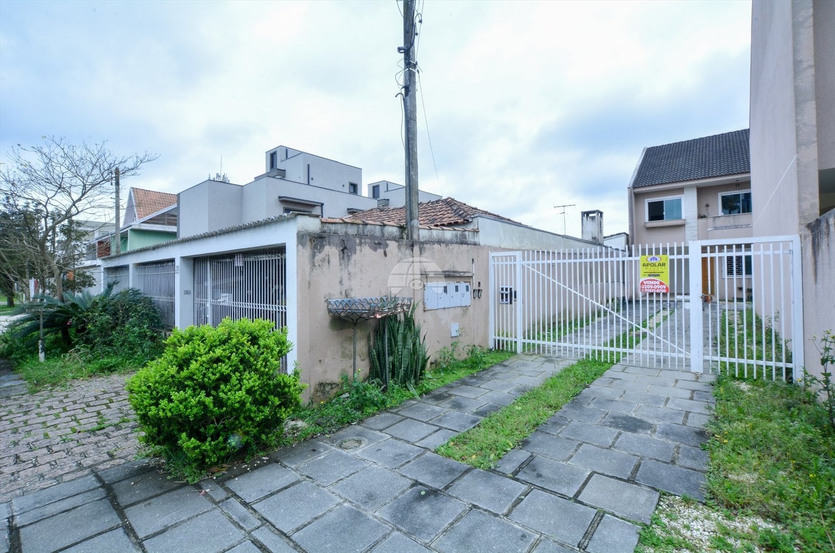 Casa à venda em Uberaba, Curitiba — Portal Chave Fácil