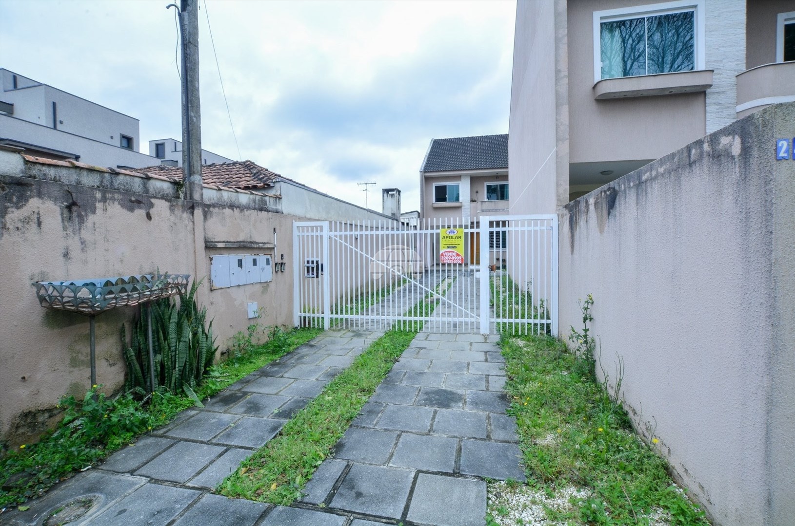 Casa à venda em Uberaba, Curitiba — Portal Chave Fácil