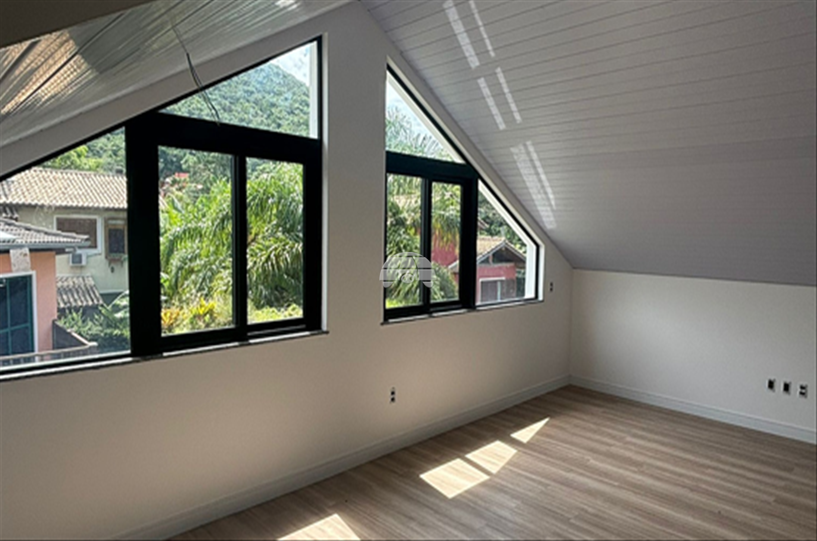 Casa à venda em Trindade, Florianópolis — Portal Chave Fácil