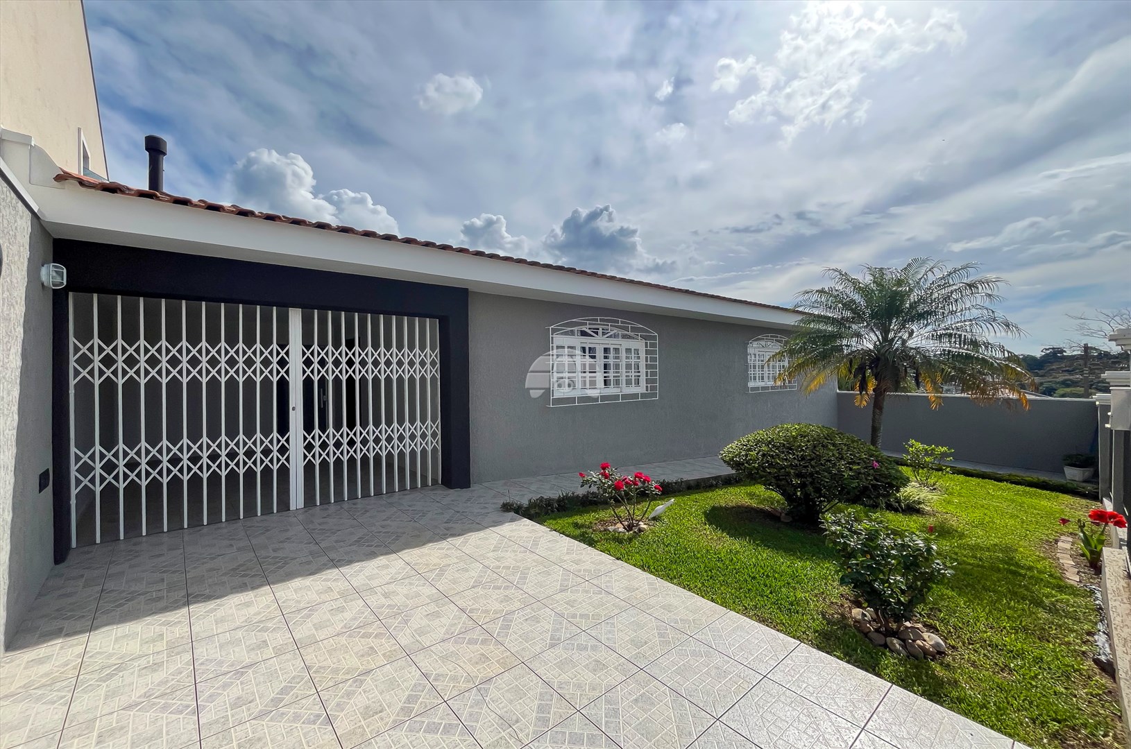 Casa para alugar em Vista Alegre, Curitiba — Portal Chave Fácil