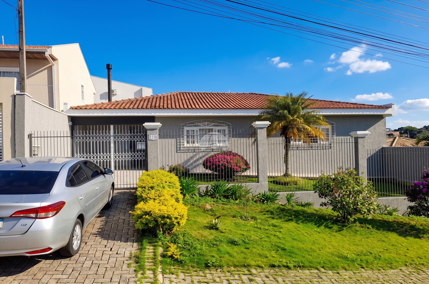 Casa para alugar em Vista Alegre, Curitiba — Portal Chave Fácil