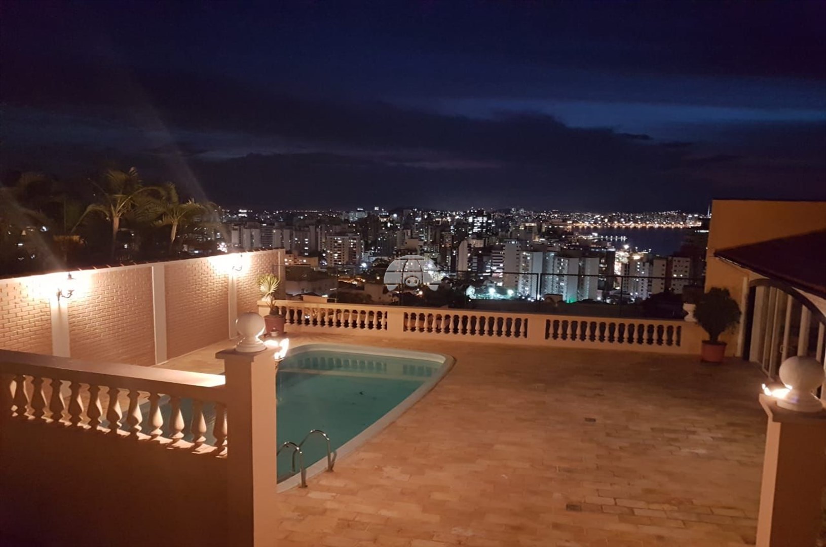 Casa à venda em Centro, Florianópolis — Portal Chave Fácil