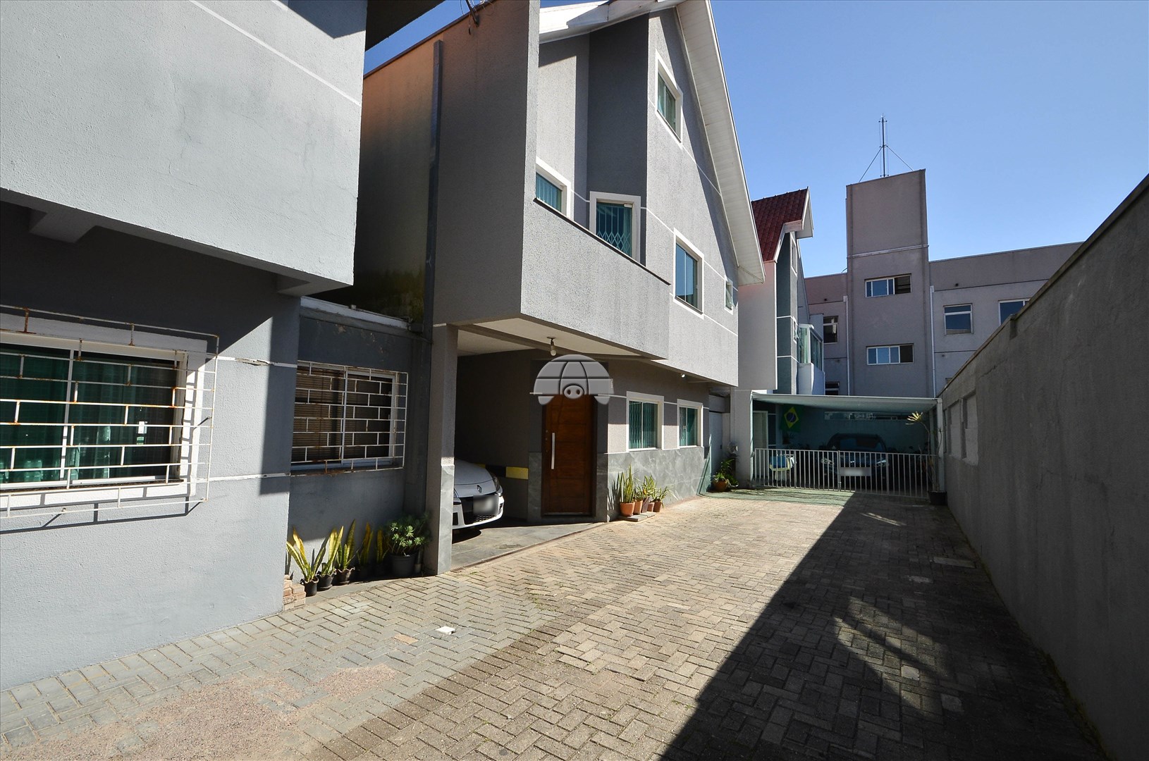 Casa à venda em Novo Mundo, Curitiba — Portal Chave Fácil