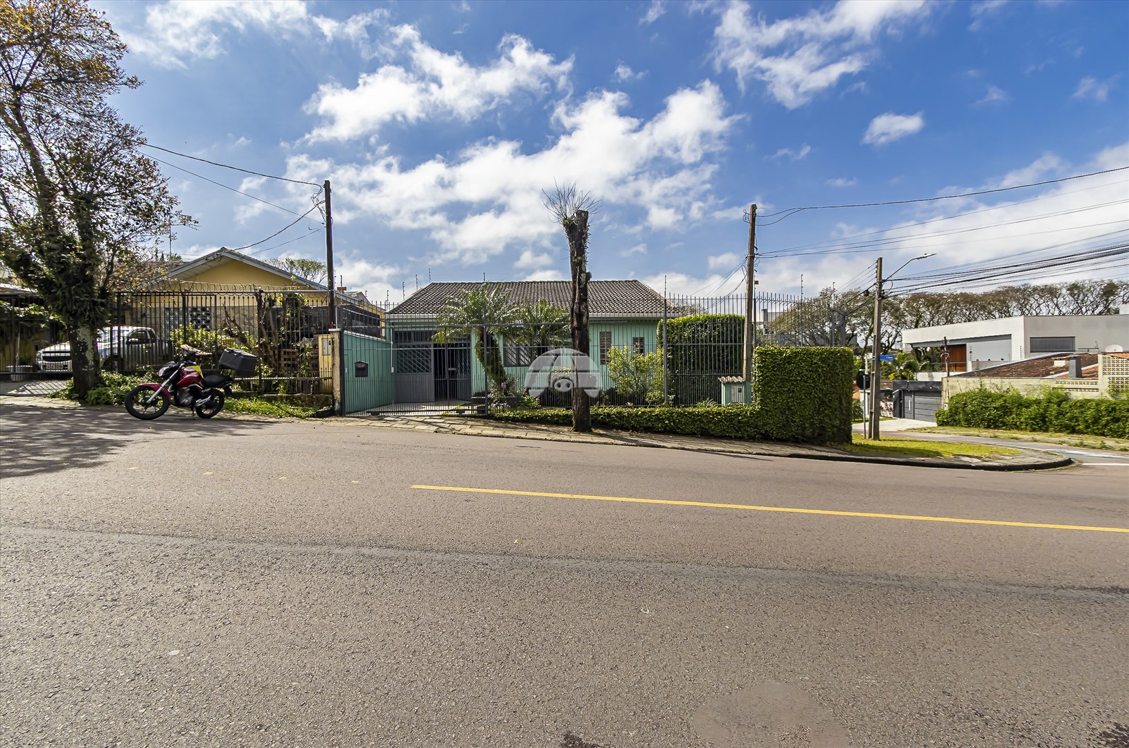 Casa à venda em Portão, Curitiba — Portal Chave Fácil