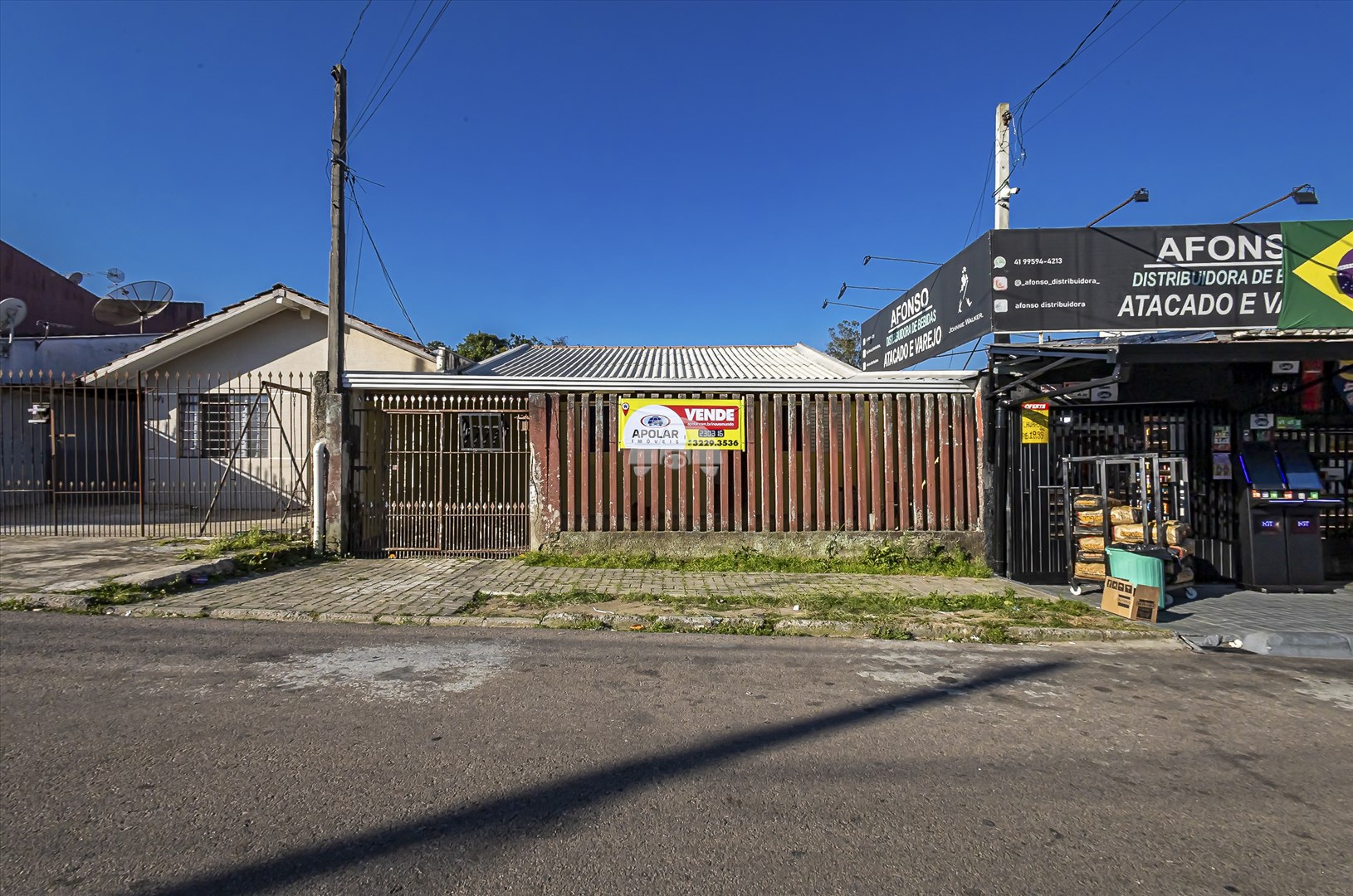 Casa à venda em Pinheirinho, Curitiba — Portal Chave Fácil