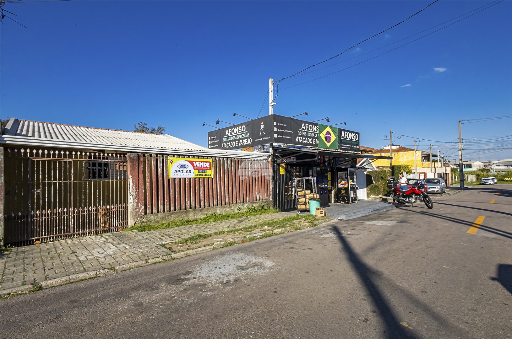 Casa à venda em Pinheirinho, Curitiba — Portal Chave Fácil