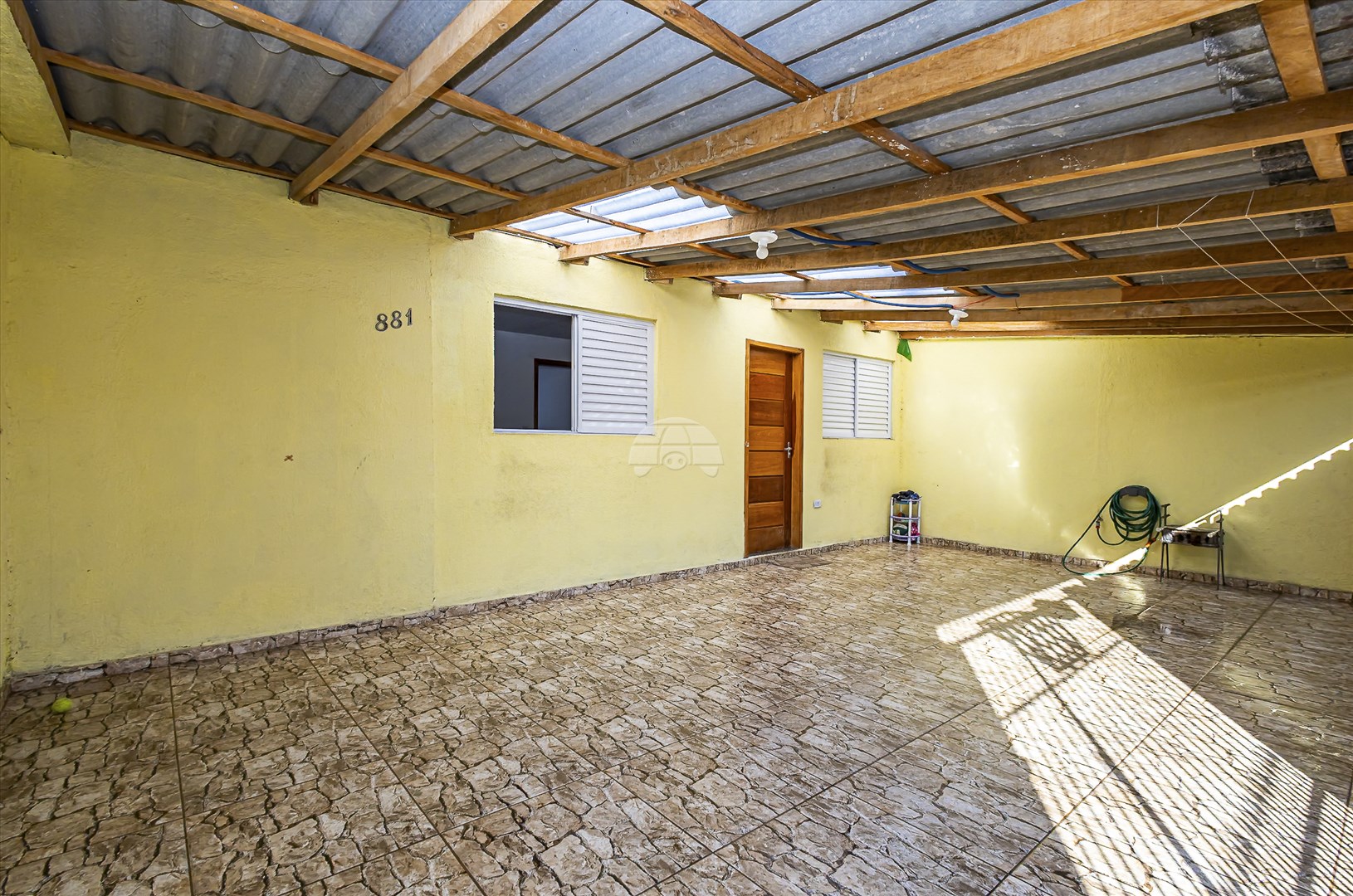 Casa à venda em Pinheirinho, Curitiba — Portal Chave Fácil