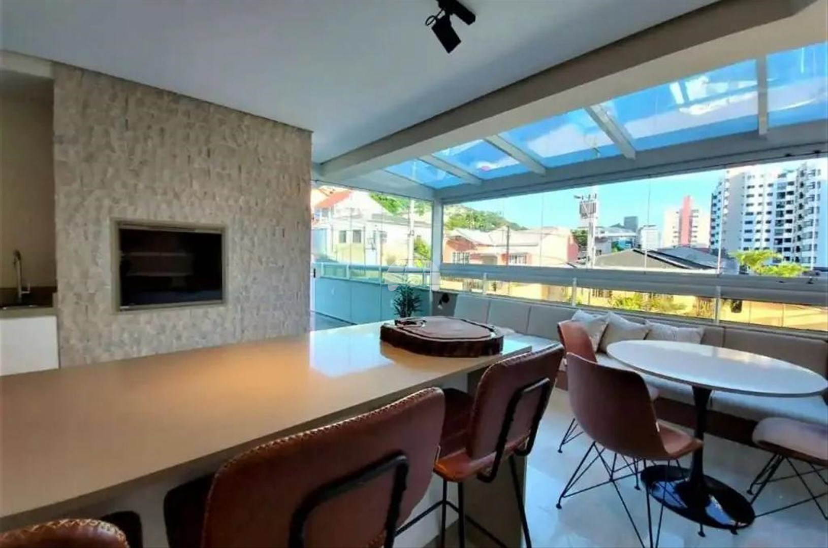 Apartamento à venda em Agronômica, Florianópolis — Portal Chave Fácil