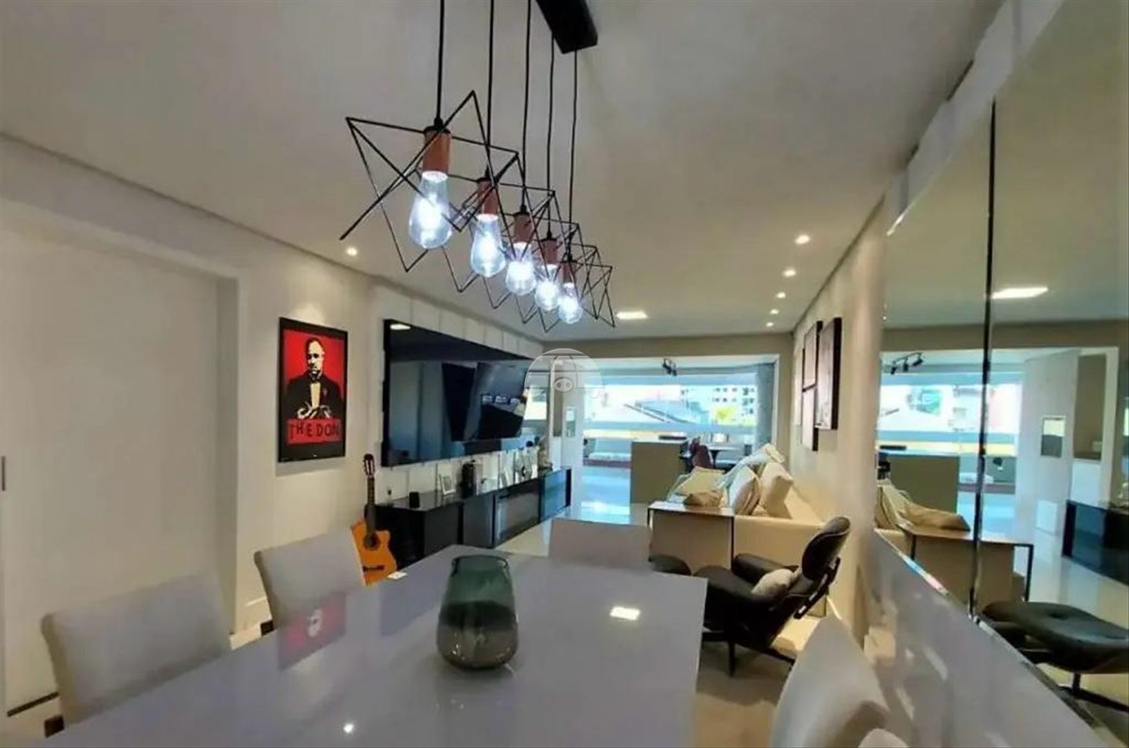 Apartamento à venda em Agronômica, Florianópolis — Portal Chave Fácil