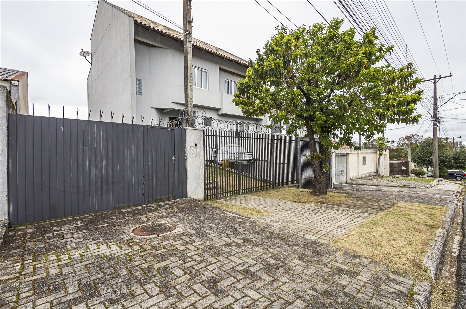 Terreno à venda em Capão Raso, Curitiba — Portal Chave Fácil