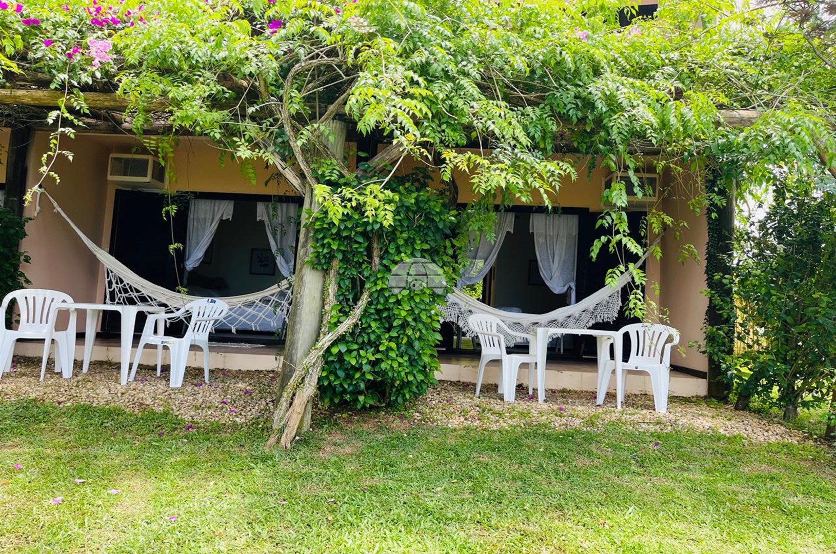 Casa à venda em Praia Brava, Florianópolis — Portal Chave Fácil
