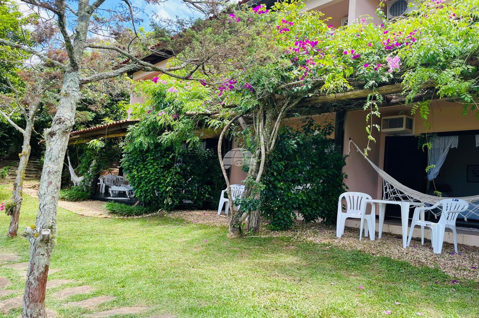 Casa à venda em Praia Brava, Florianópolis — Portal Chave Fácil