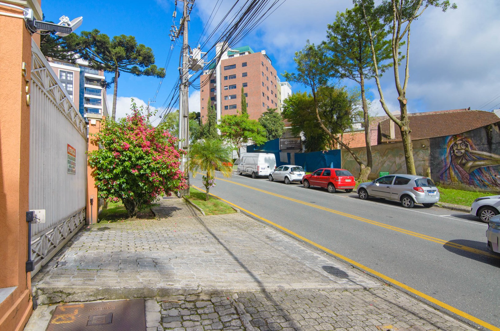 Apartamento à venda em Ahú, Curitiba — Portal Chave Fácil