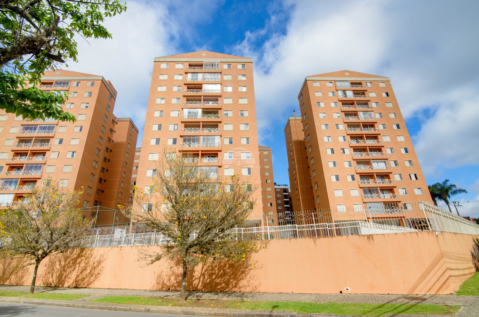 Apartamento à venda em Ahú, Curitiba — Portal Chave Fácil