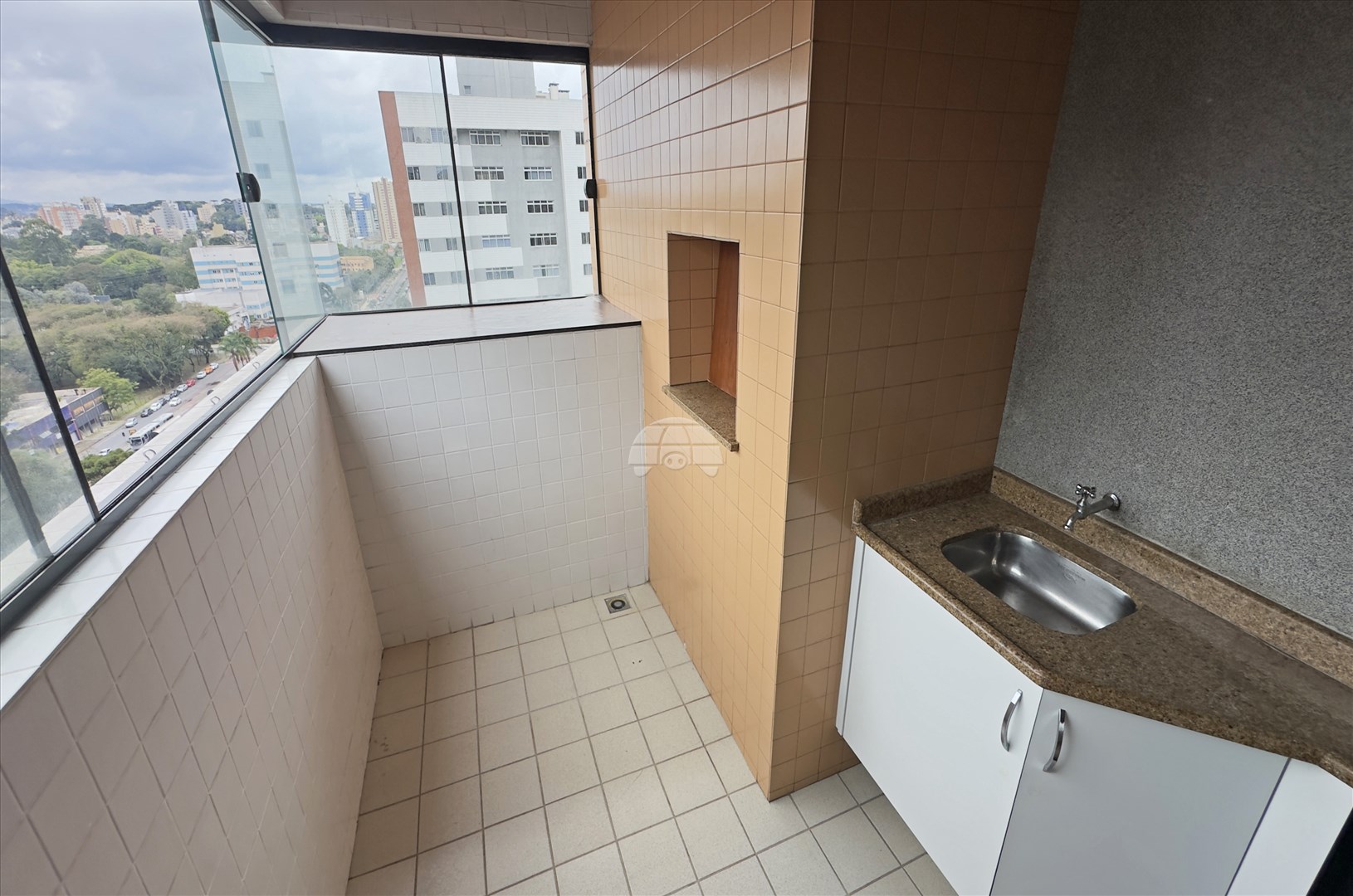 Apartamento para alugar em Cabral, Curitiba — Portal Chave Fácil