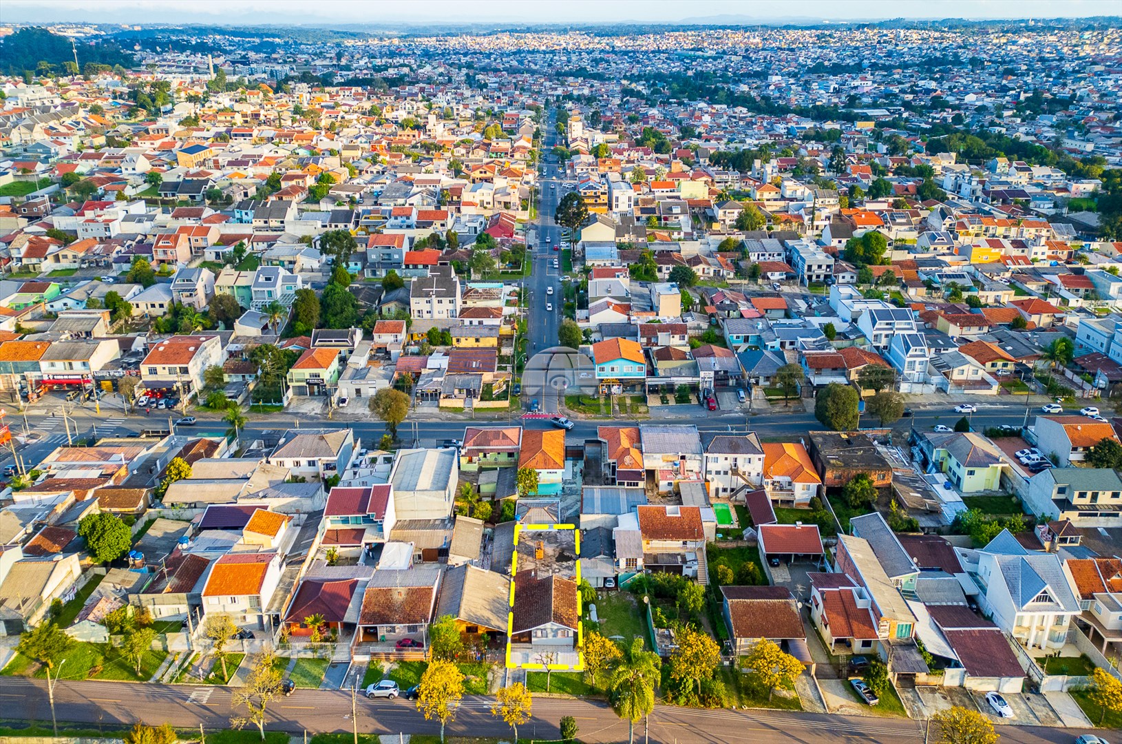 Terreno/Área à venda em Xaxim, Curitiba — Portal Chave Fácil