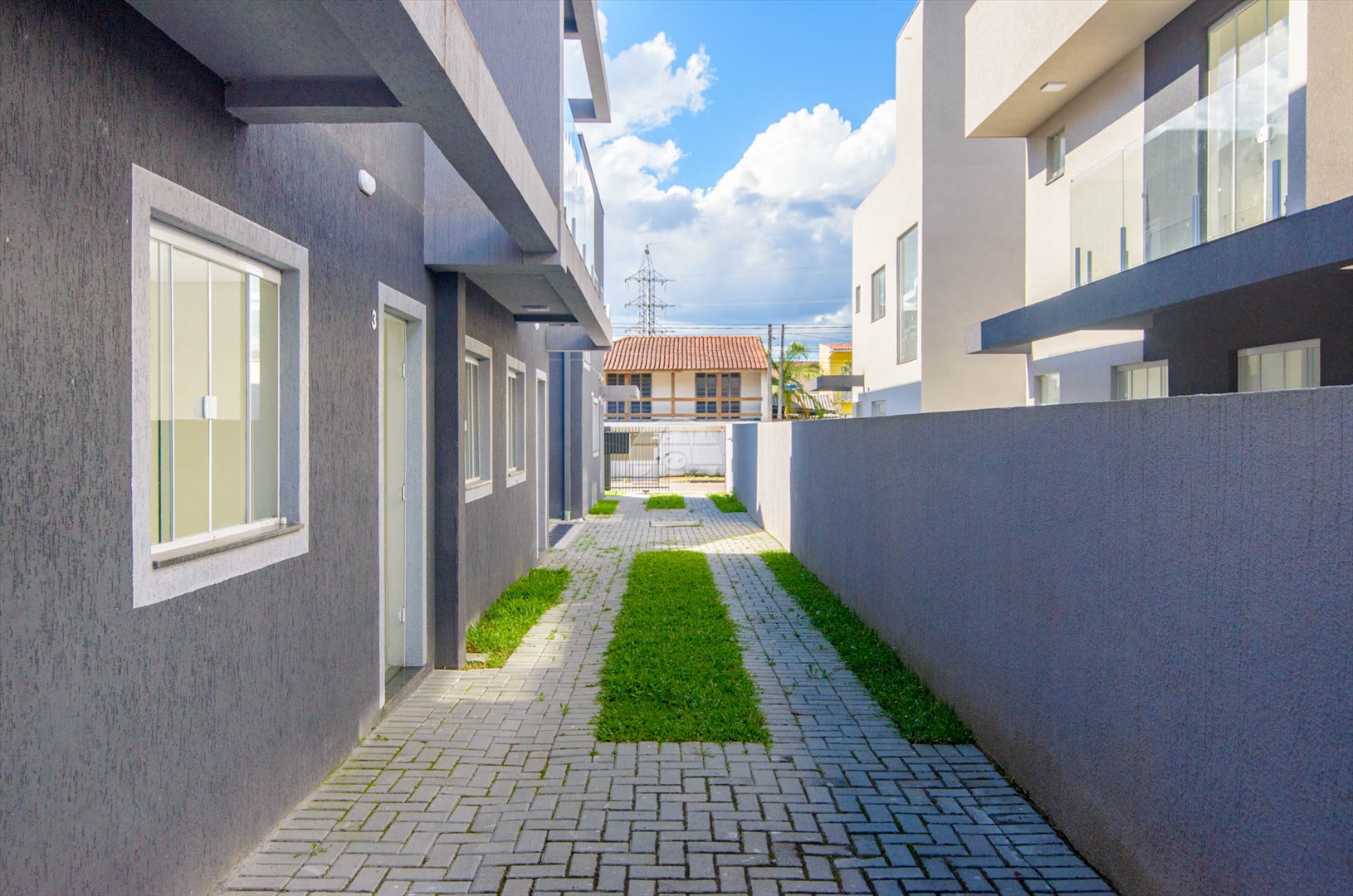 Casa à venda em Capão Da Imbuia, Curitiba — Portal Chave Fácil