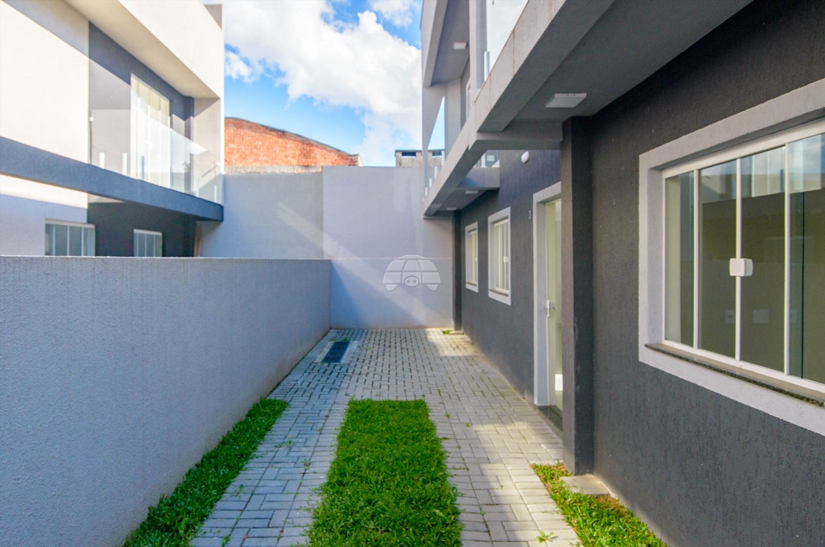 Casa à venda em Capão Da Imbuia, Curitiba — Portal Chave Fácil