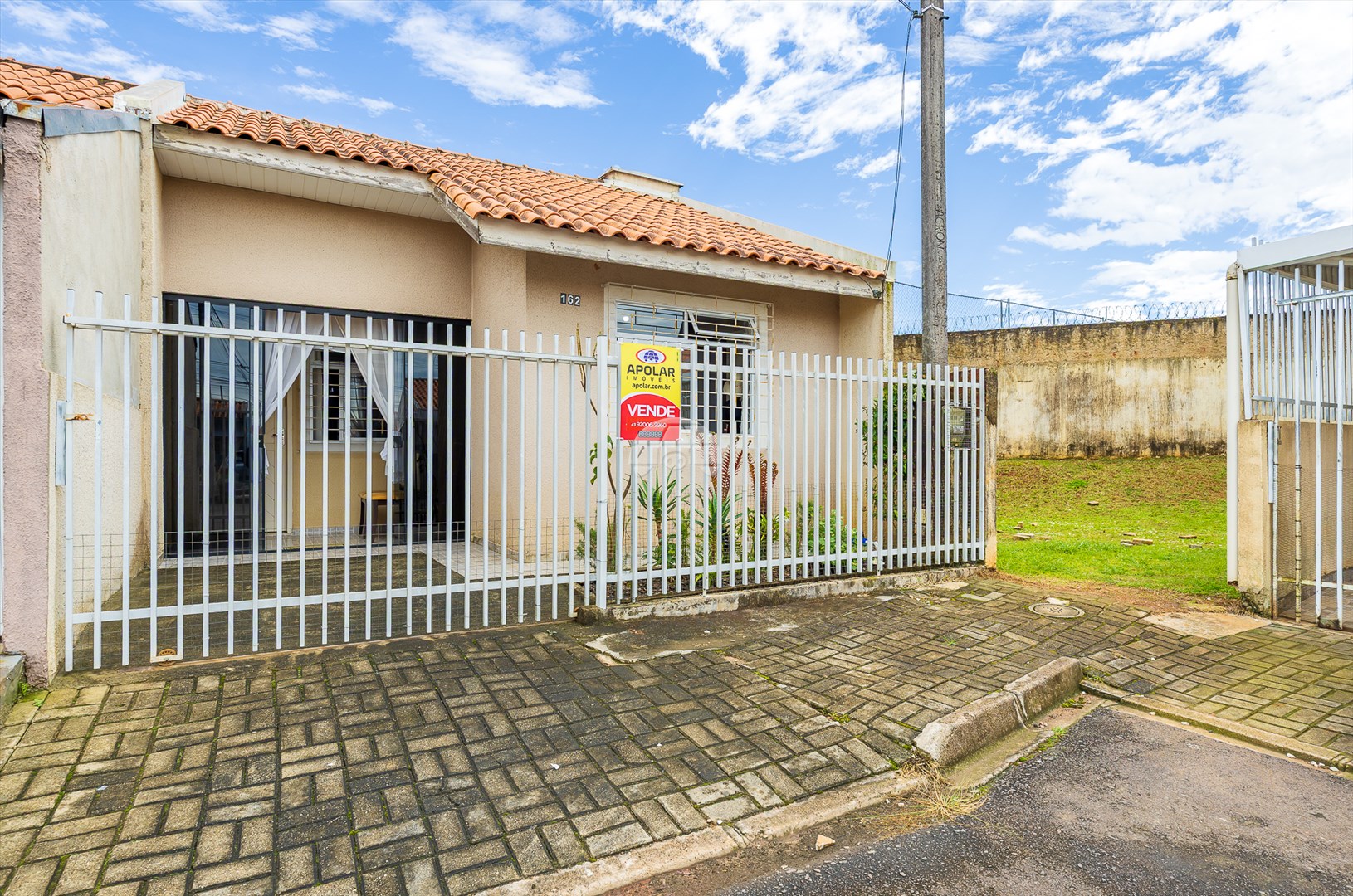 Casa à venda em Estados, Fazenda Rio Grande — Portal Chave Fácil