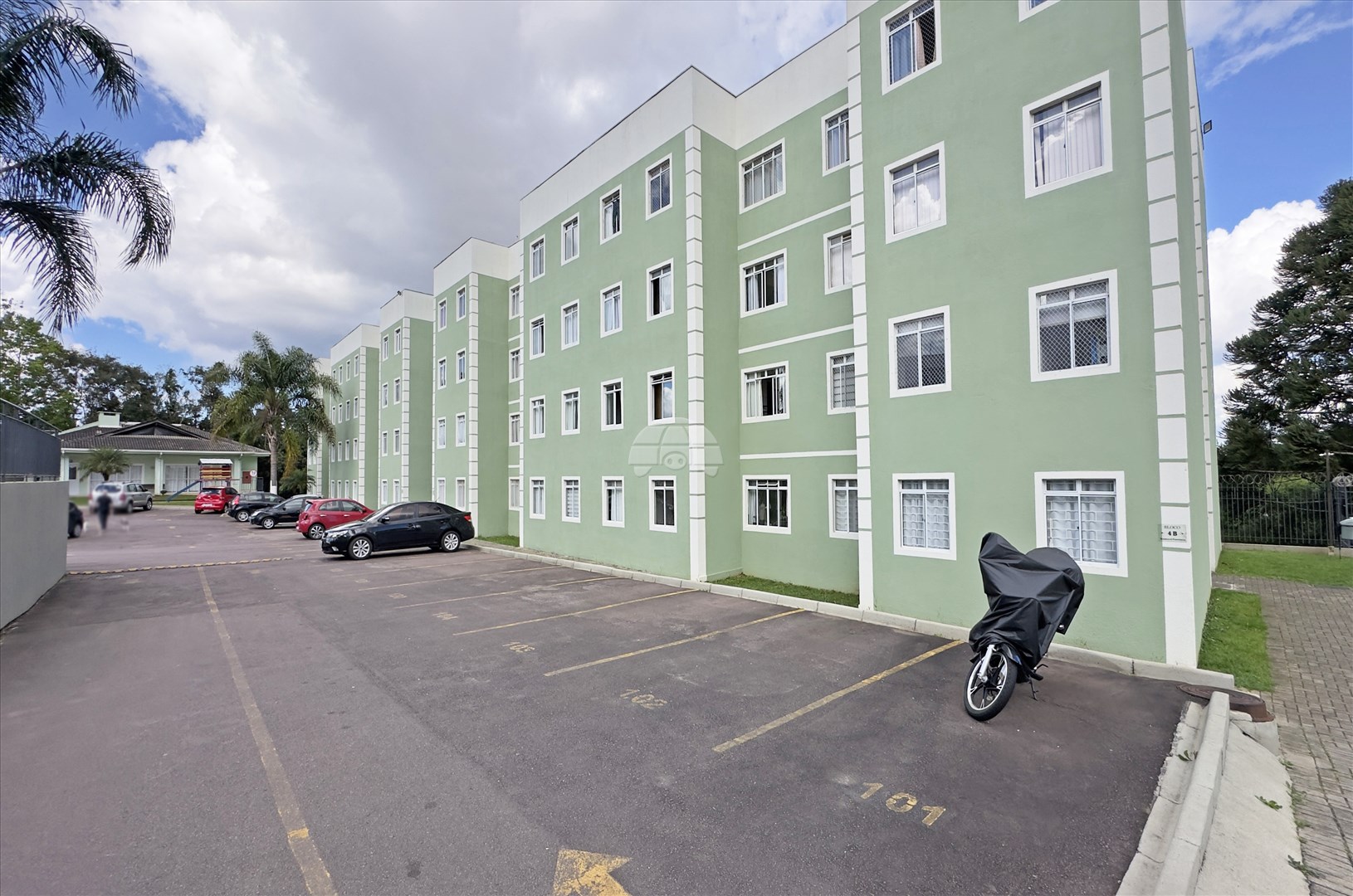Apartamento para alugar em Osasco, Colombo — Portal Chave Fácil