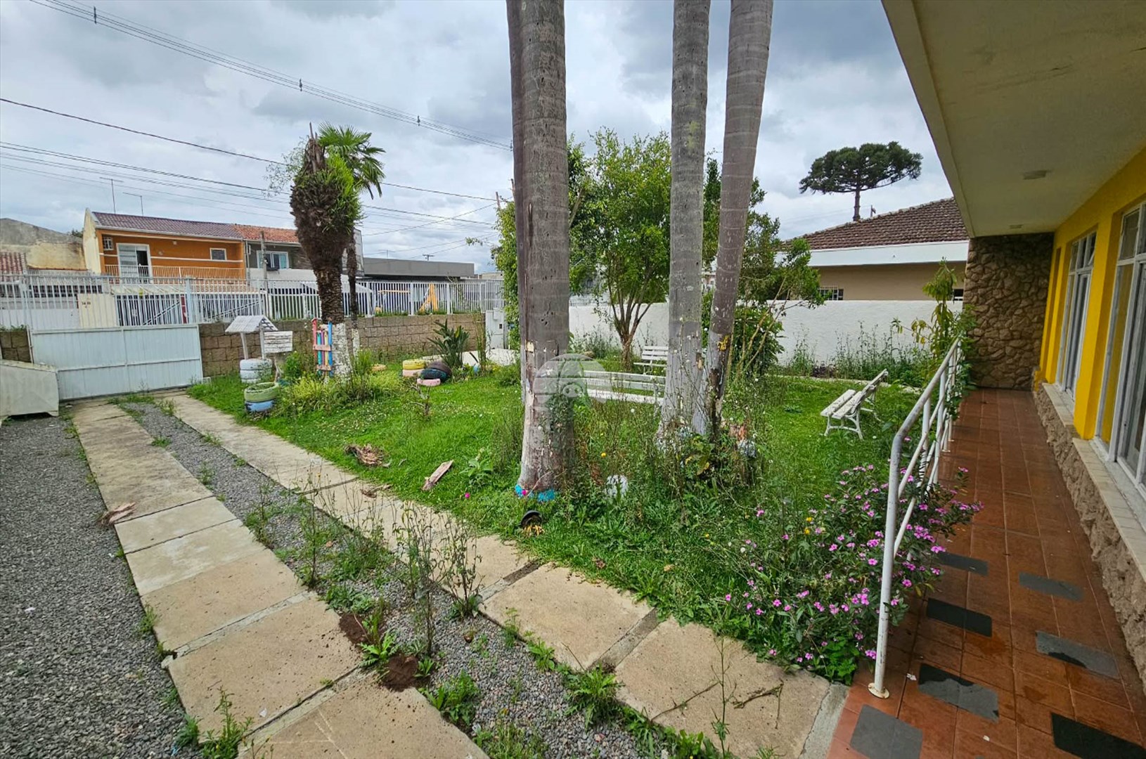 Casa à venda em Hauer, Curitiba — Portal Chave Fácil