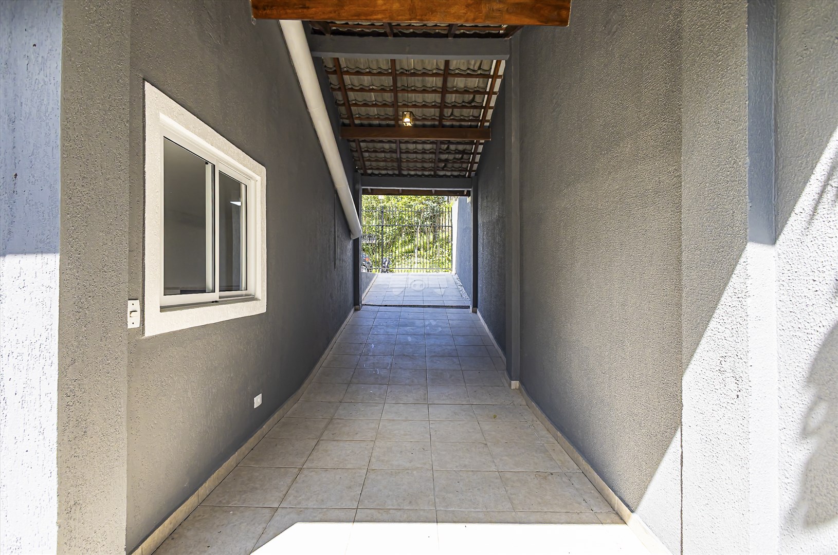 Casa à venda em Santa Felicidade, Curitiba — GOMES CONSULTOR IMOBILIARIO LTDA.