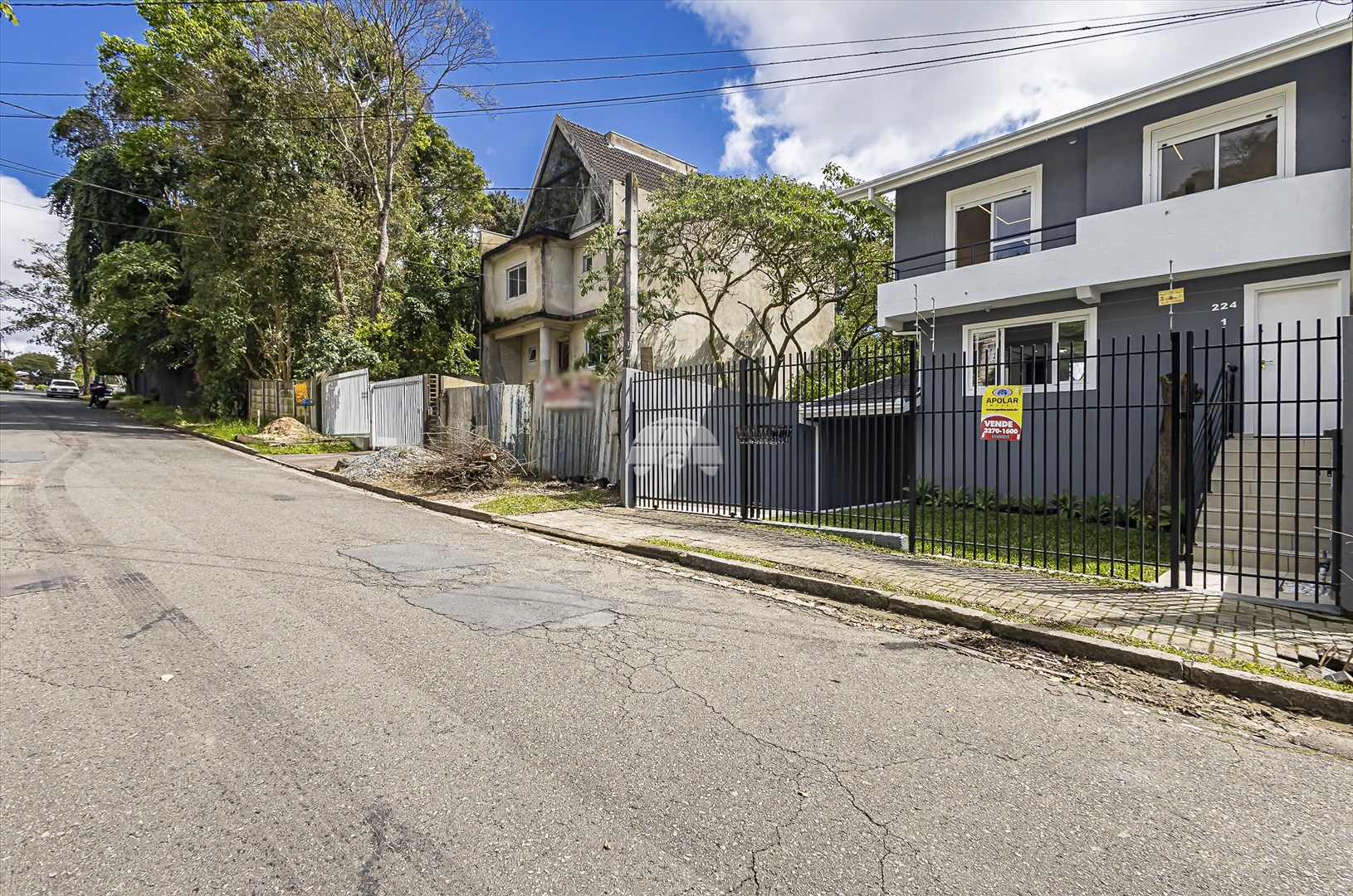 Casa à venda em Santa Felicidade, Curitiba — GOMES CONSULTOR IMOBILIARIO LTDA.