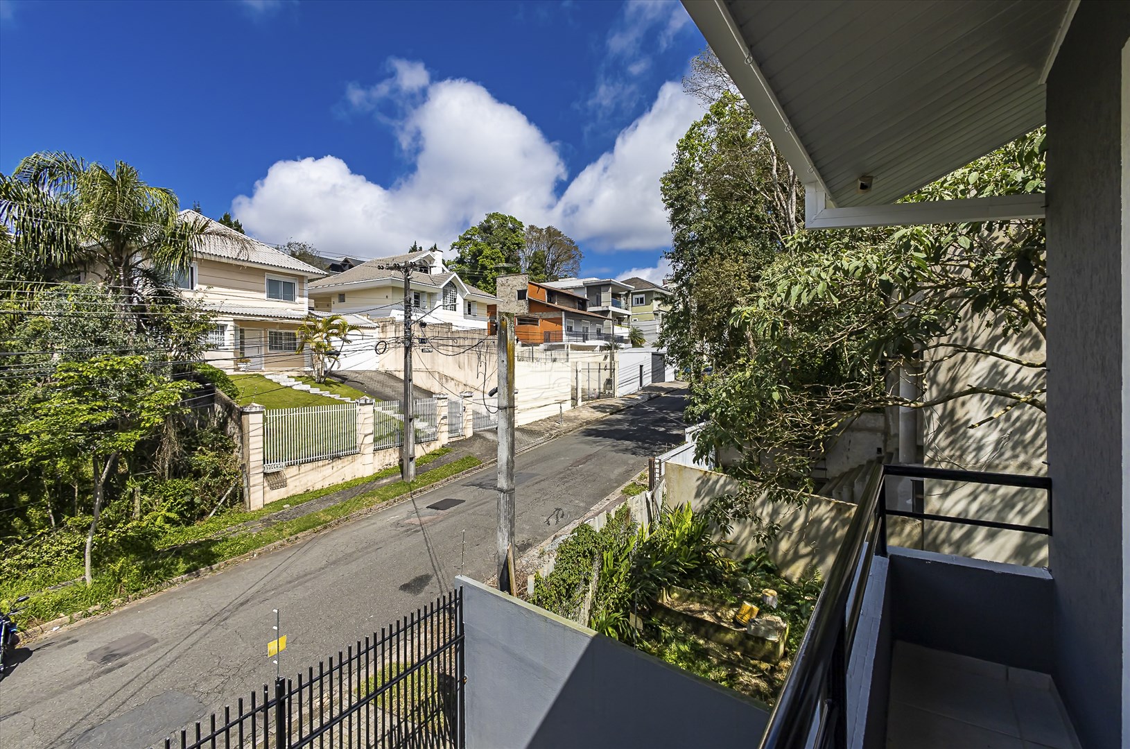 Casa à venda em Santa Felicidade, Curitiba — GOMES CONSULTOR IMOBILIARIO LTDA.