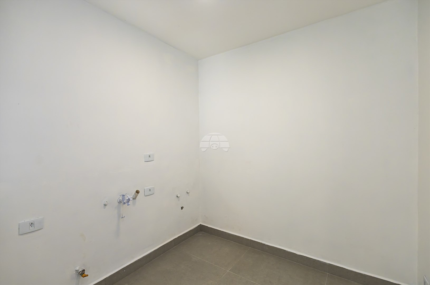 Casa à venda em Santa Felicidade, Curitiba — GOMES CONSULTOR IMOBILIARIO LTDA.