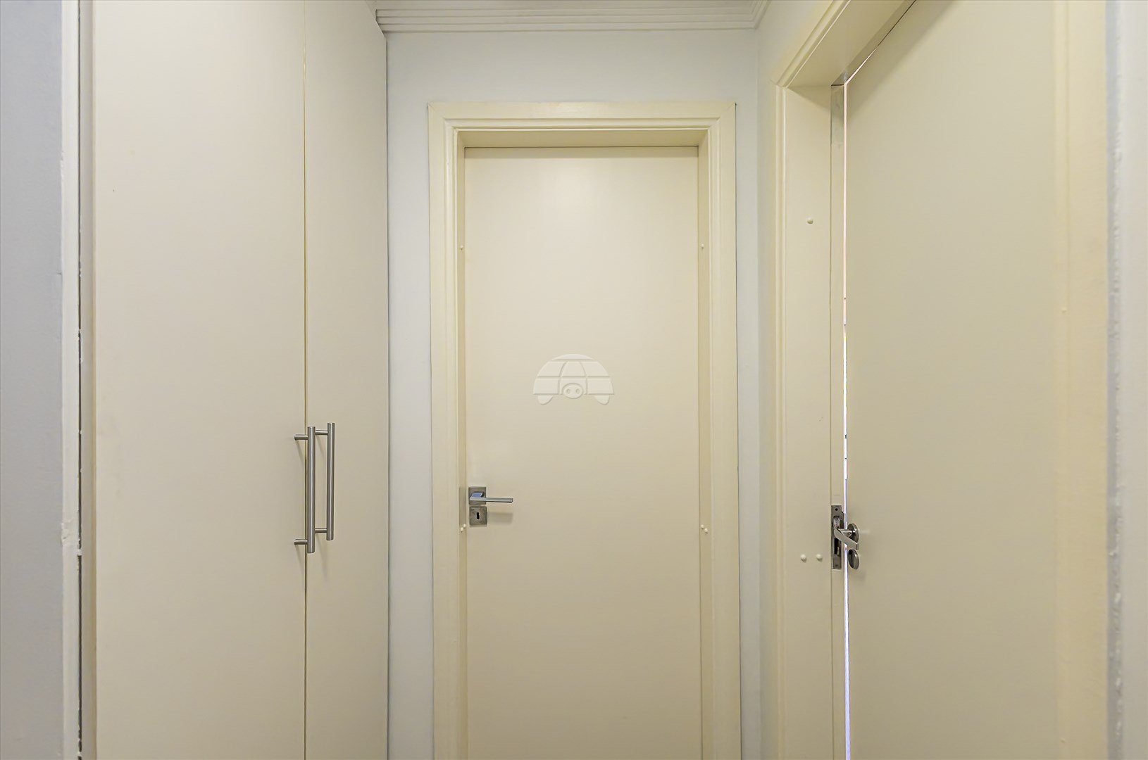 Casa à venda em Santa Felicidade, Curitiba — GOMES CONSULTOR IMOBILIARIO LTDA.