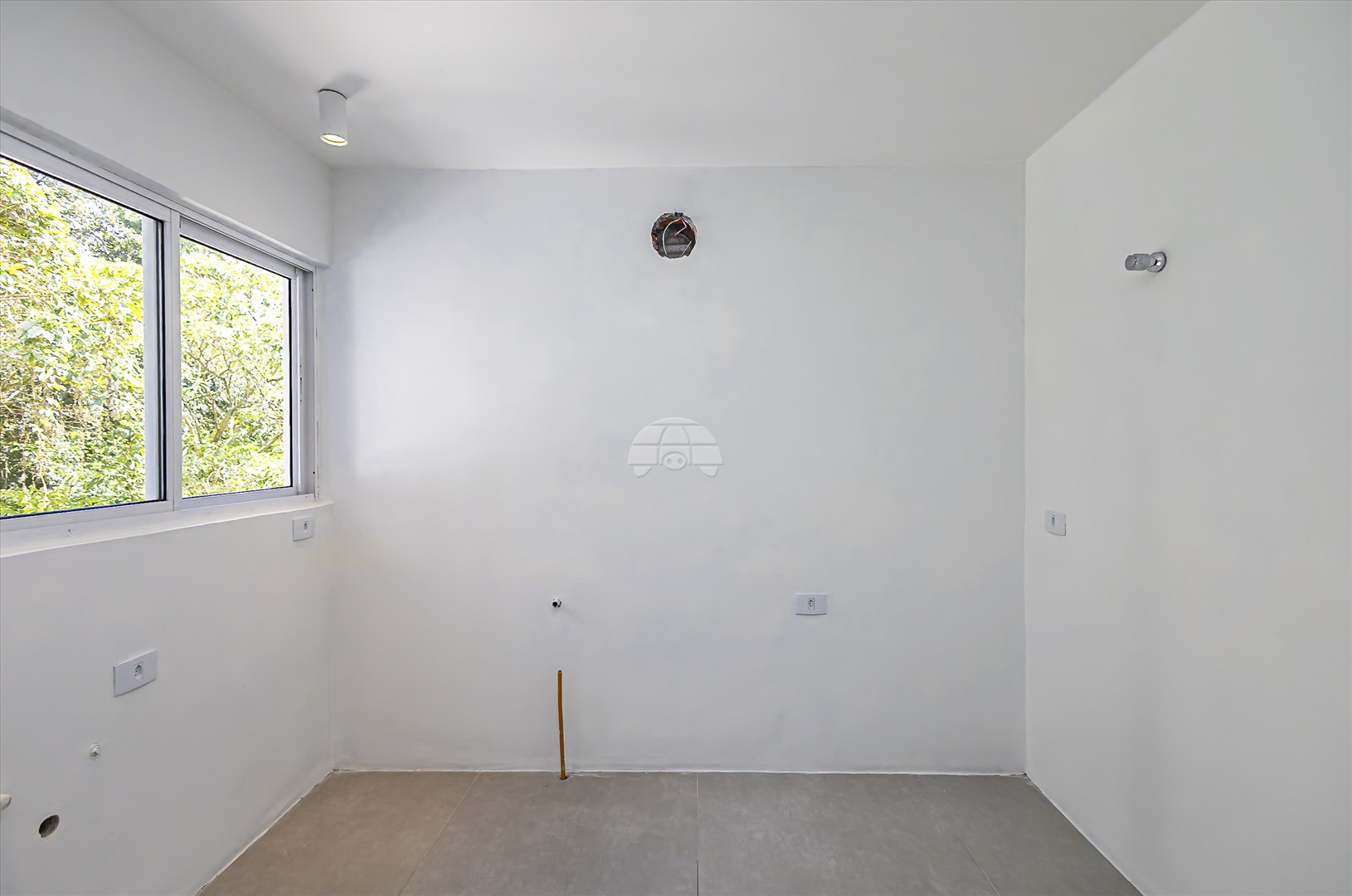 Casa à venda em Santa Felicidade, Curitiba — GOMES CONSULTOR IMOBILIARIO LTDA.