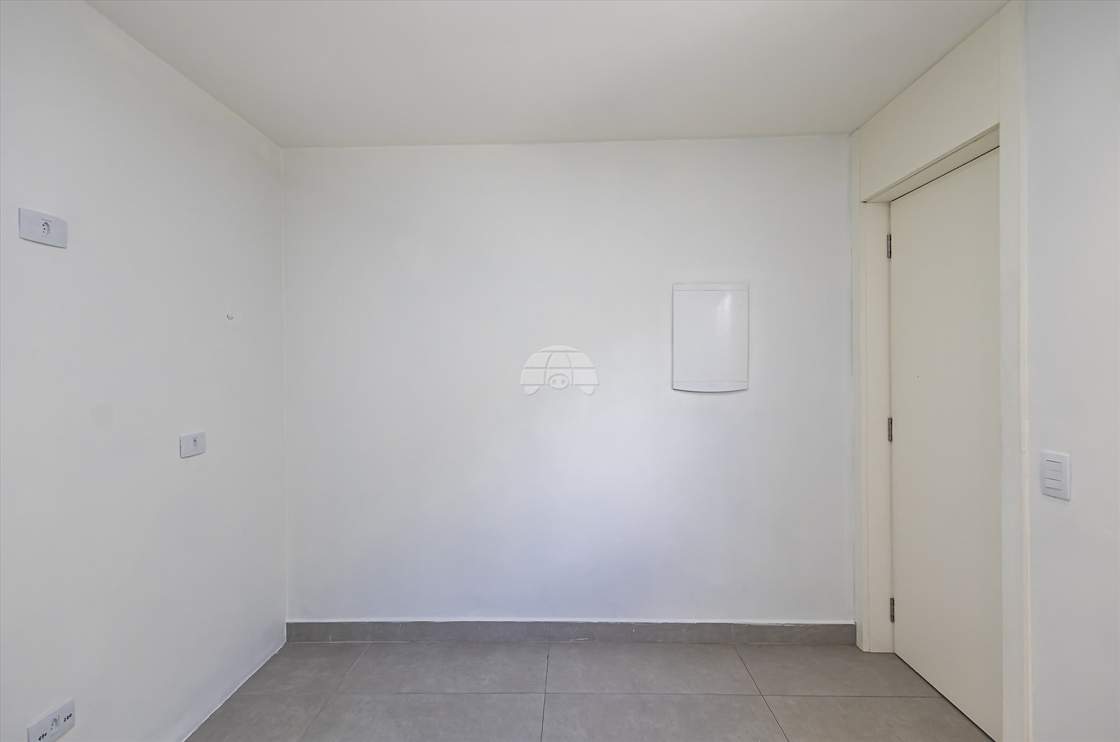 Casa à venda em Santa Felicidade, Curitiba — GOMES CONSULTOR IMOBILIARIO LTDA.