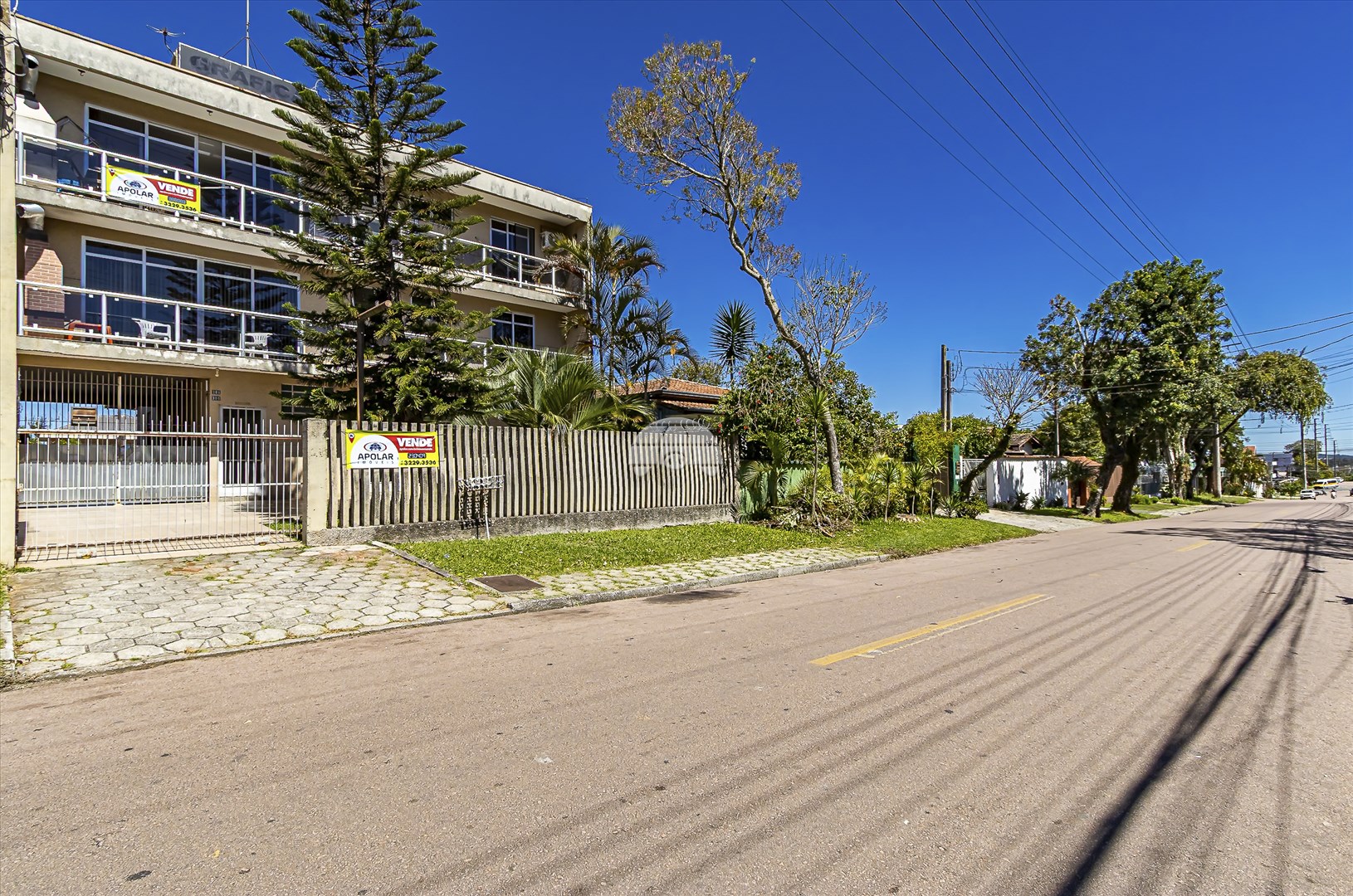 Casa à venda em Novo Mundo, Curitiba — Portal Chave Fácil
