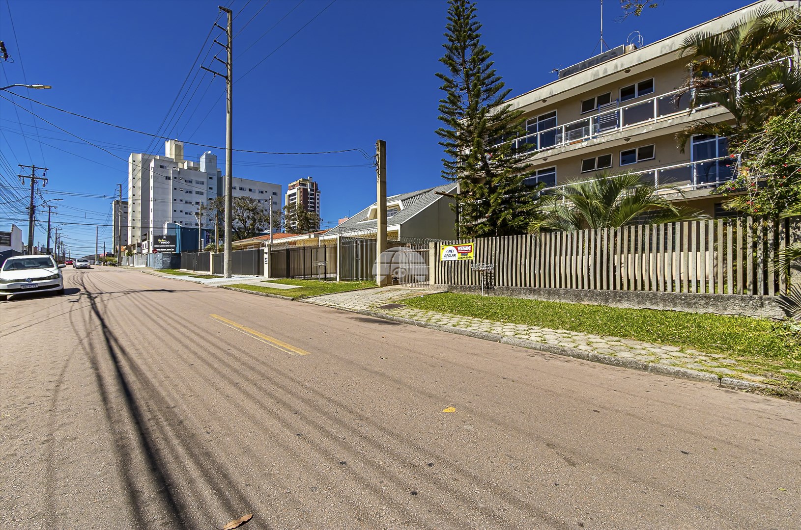 Casa à venda em Novo Mundo, Curitiba — Portal Chave Fácil