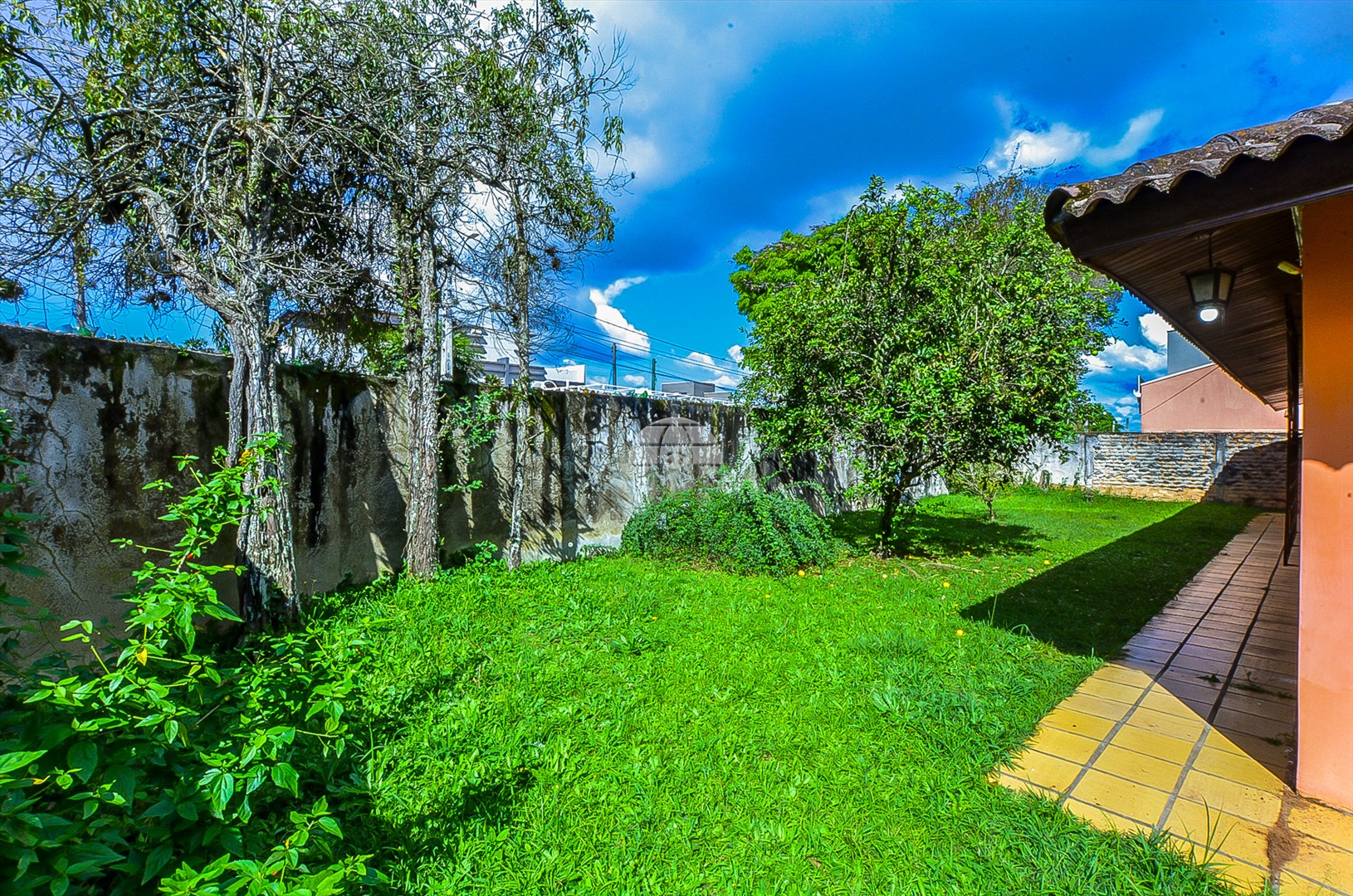 Casa à venda em Capão Raso, Curitiba — Portal Chave Fácil