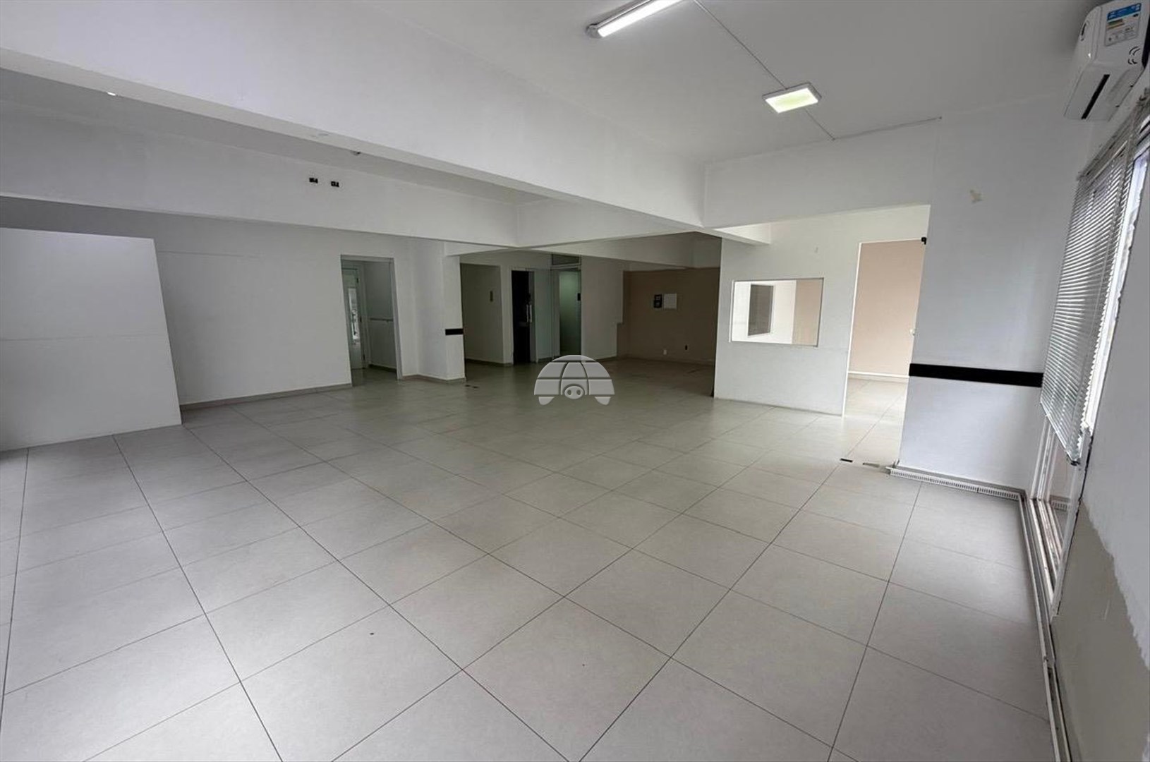Sala/Conjunto Comercial à venda em Centro, Florianópolis — Portal Chave Fácil