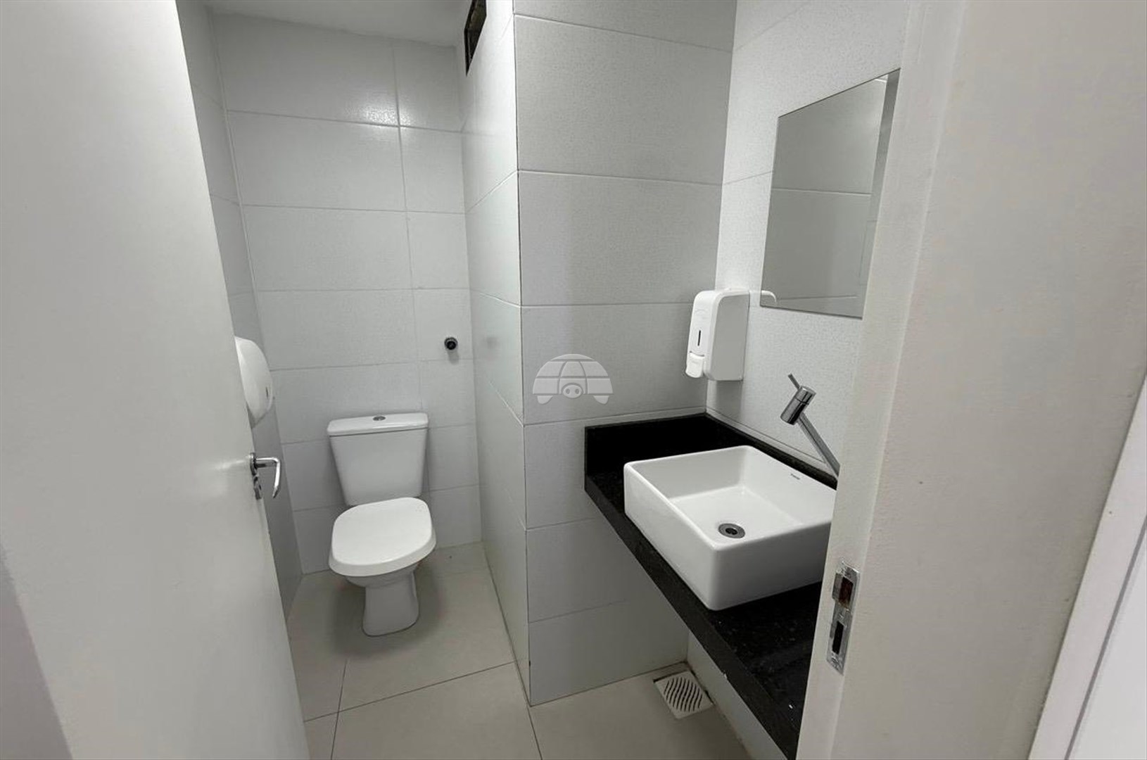 Sala/Conjunto Comercial à venda em Centro, Florianópolis — Portal Chave Fácil