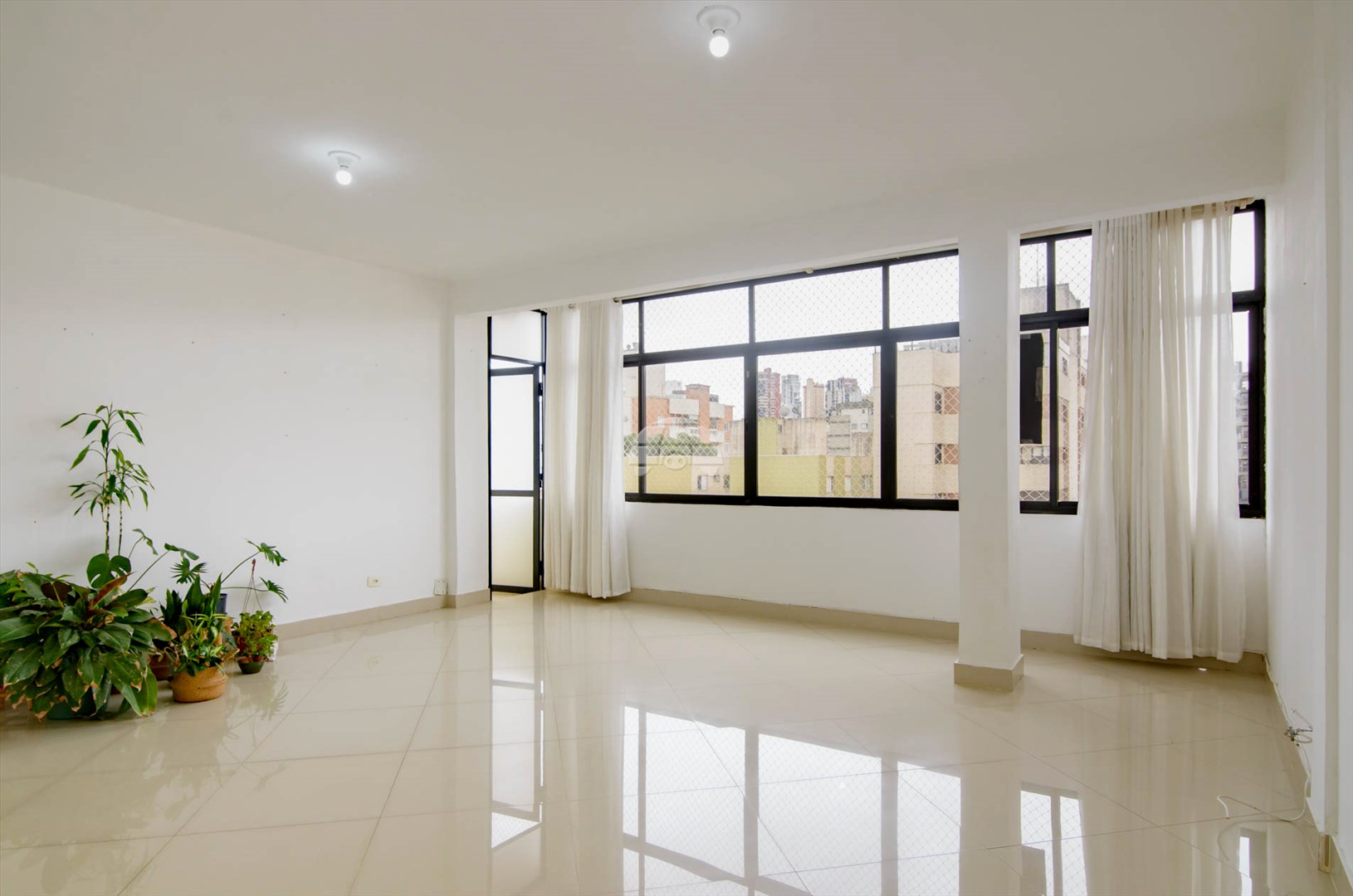 Apartamento para alugar em Juvevê, Curitiba — Imobiliária Andrade