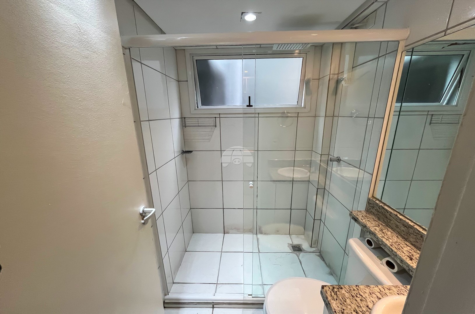 Apartamento para alugar em Campo Comprido, Curitiba — GOMES CONSULTOR IMOBILIARIO LTDA.