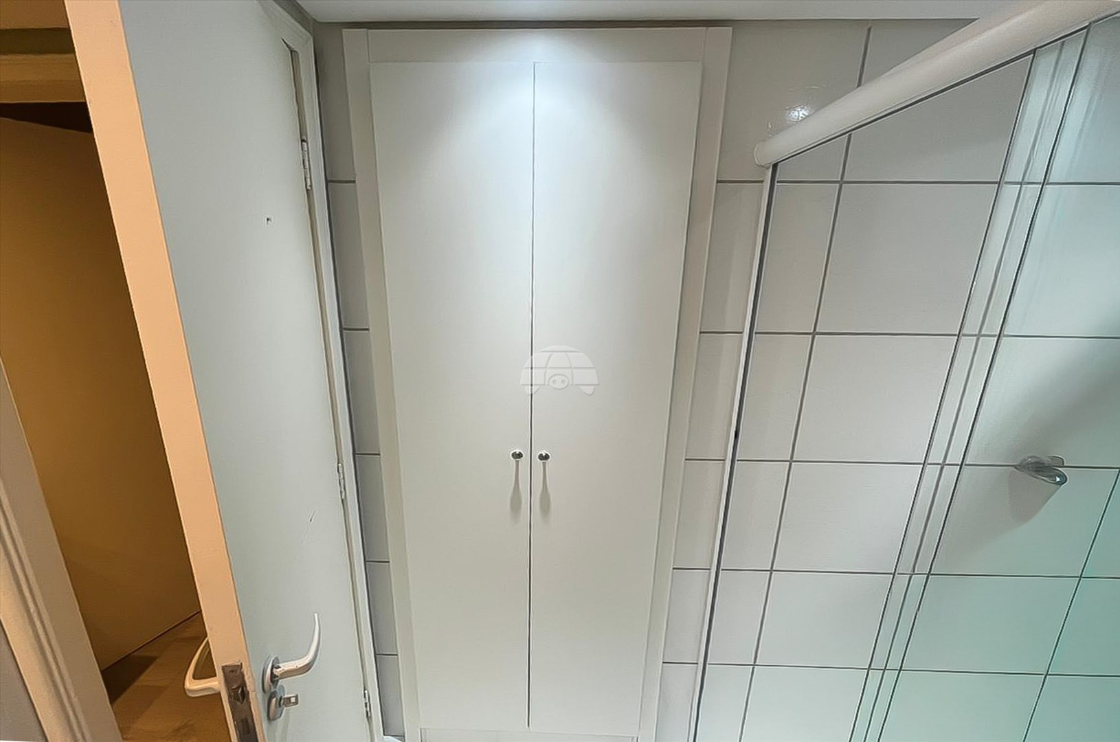 Apartamento para alugar em Campo Comprido, Curitiba — GOMES CONSULTOR IMOBILIARIO LTDA.