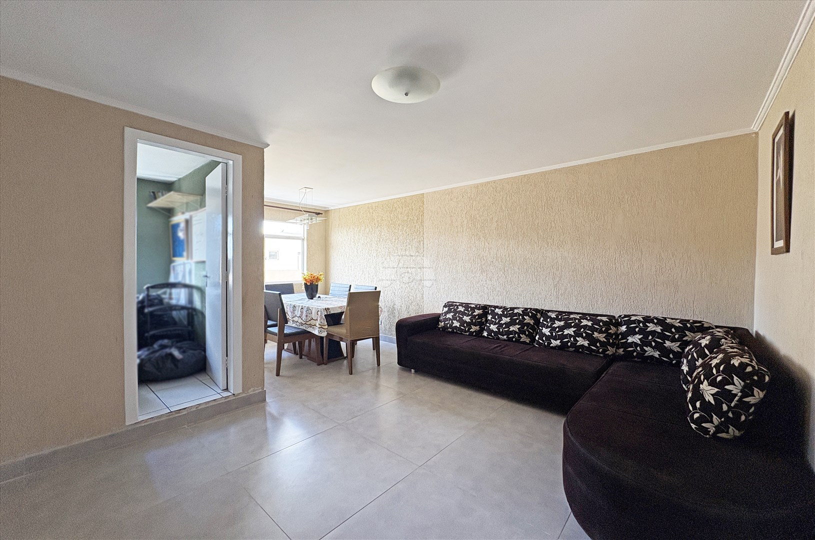 Apartamento para alugar em Pinheirinho, Curitiba — Portal Chave Fácil