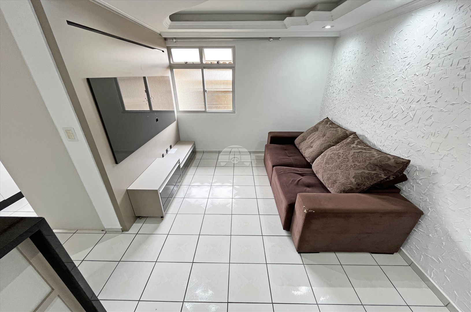 Apartamento para alugar em Sítio Cercado, Curitiba — Portal Chave Fácil