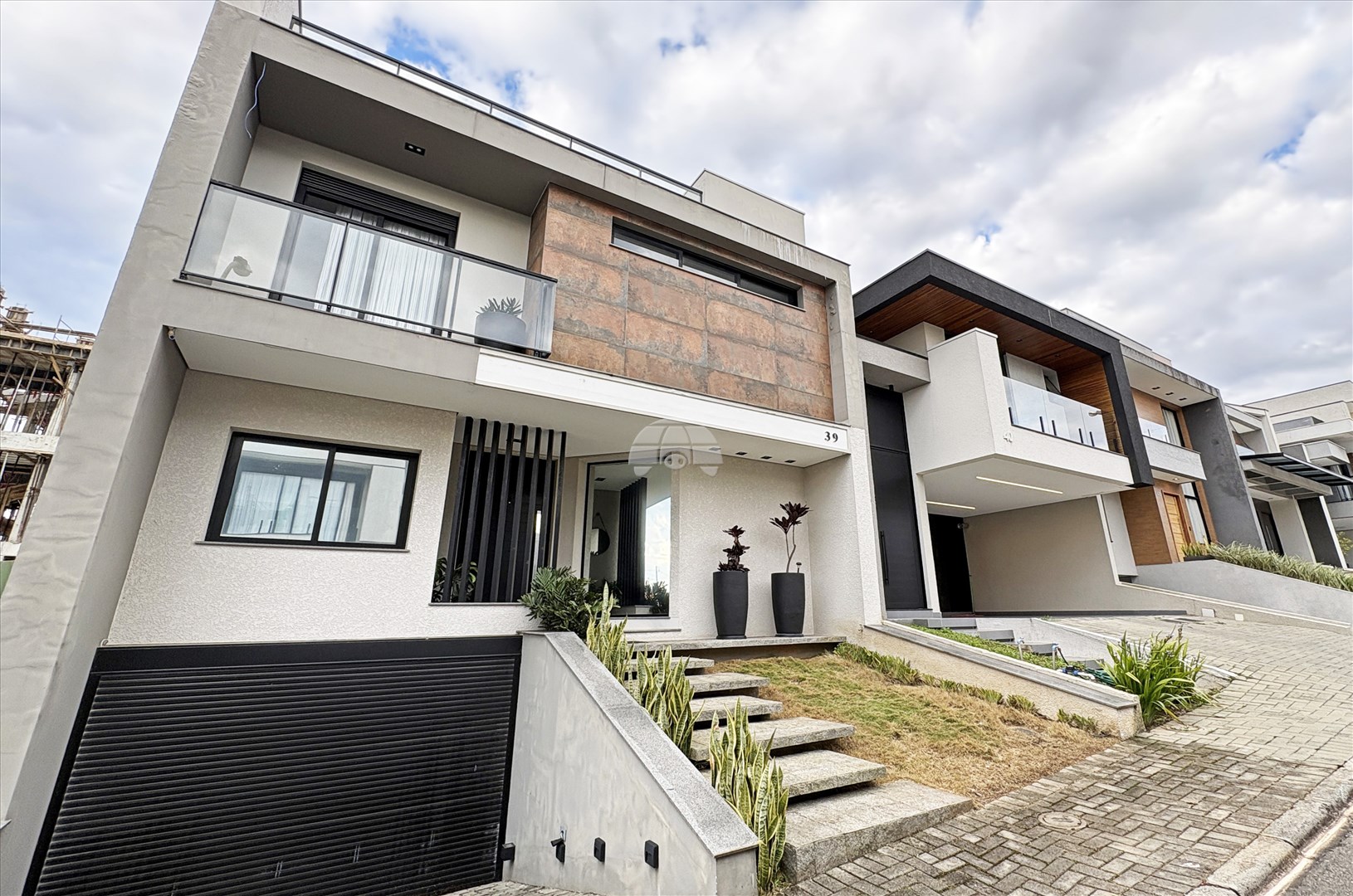 Casa para alugar em Boa Vista, Curitiba — Portal Chave Fácil