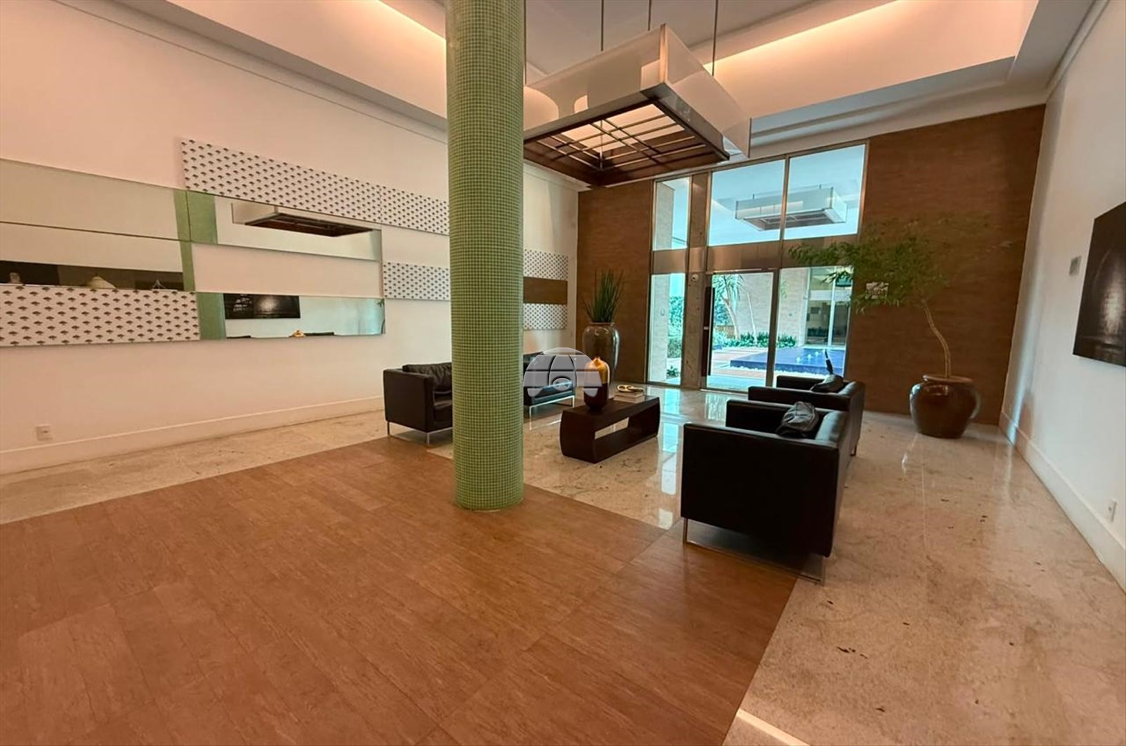Apartamento à venda em Trindade, Florianópolis — Portal Chave Fácil