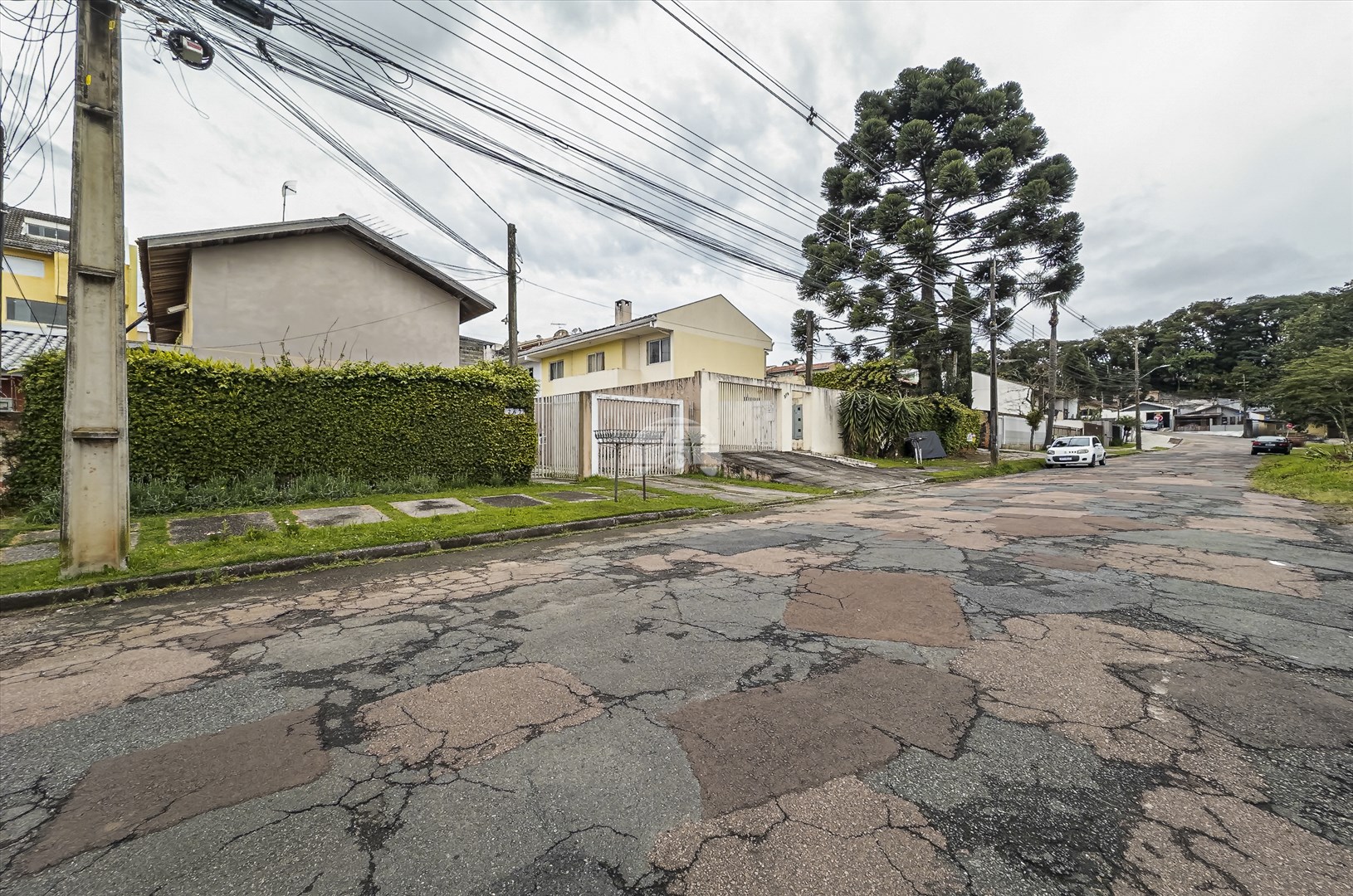 Casa à venda em Barreirinha, Curitiba — Portal Chave Fácil