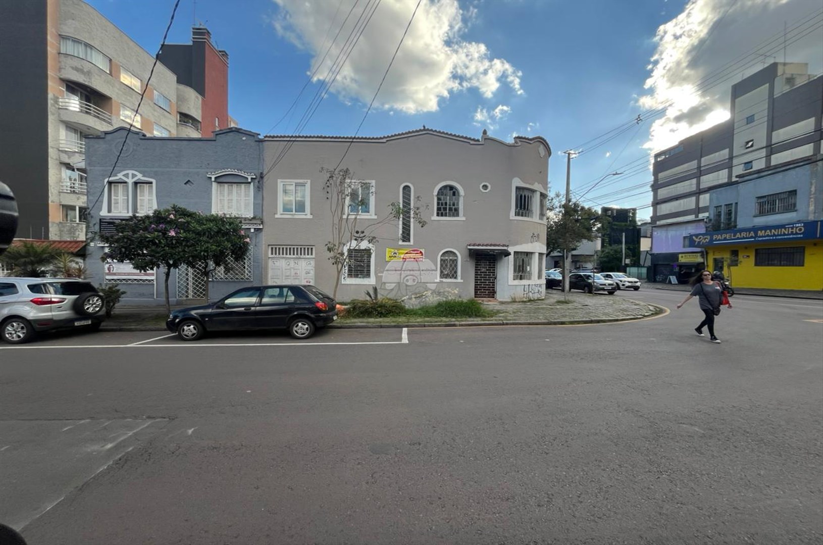 Casa para alugar em Mercês, Curitiba — Portal Chave Fácil