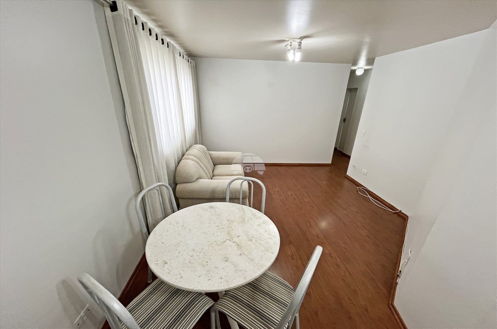 Apartamento para alugar em Bigorrilho, Curitiba — Portal Chave Fácil