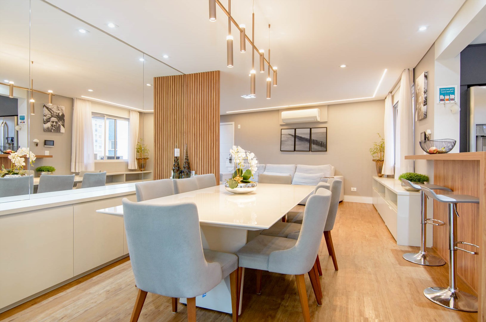 Apartamento à venda em Ahú, Curitiba — Portal Chave Fácil