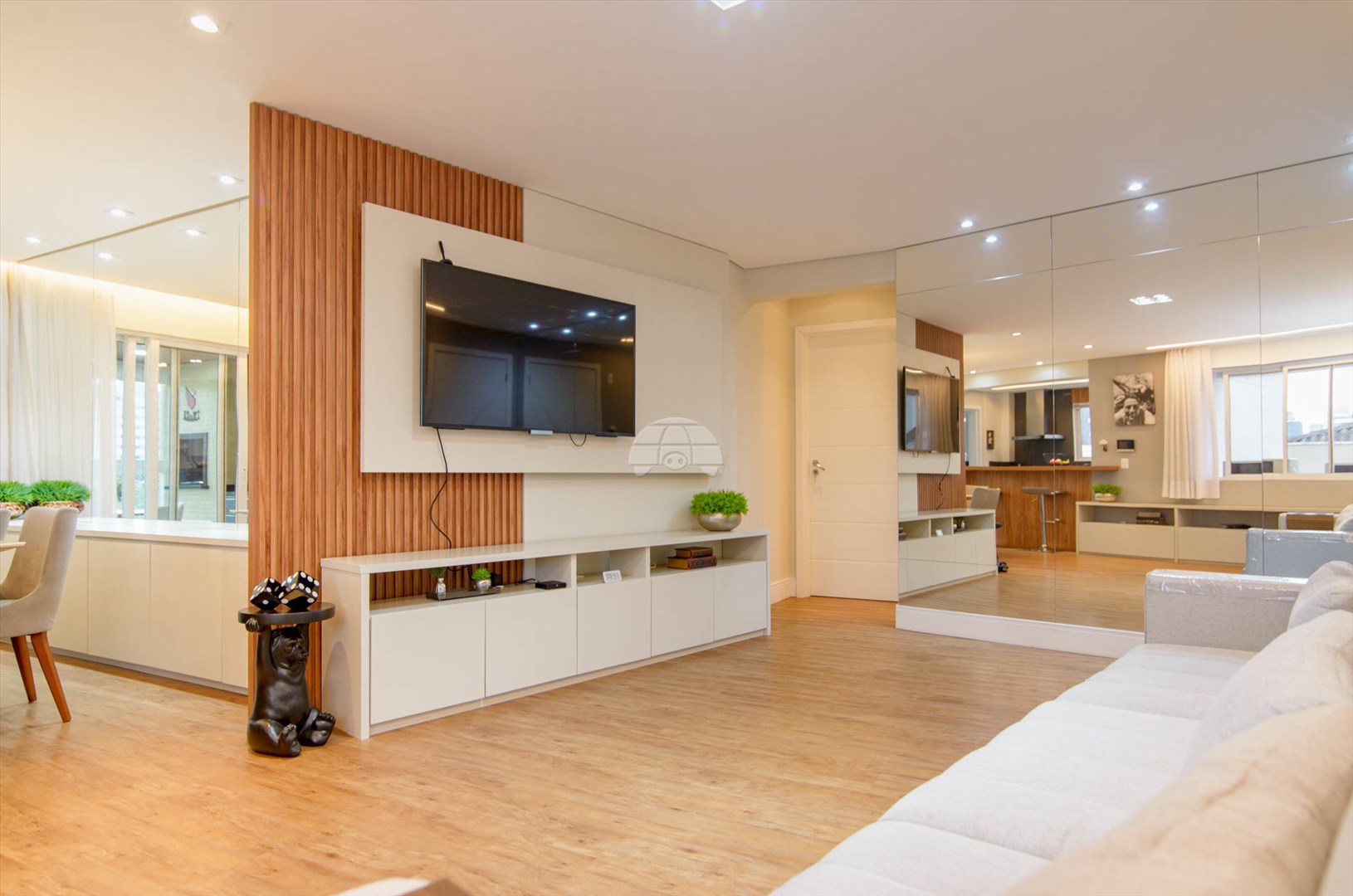 Apartamento à venda em Ahú, Curitiba — Portal Chave Fácil