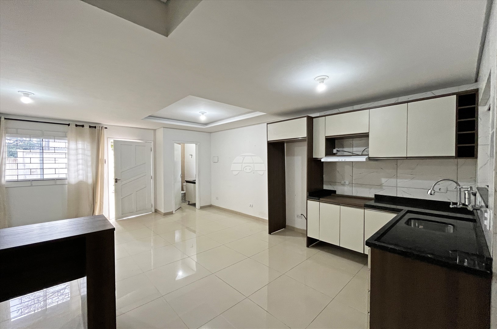 Casa para alugar em Sítio Cercado, Curitiba — Portal Chave Fácil